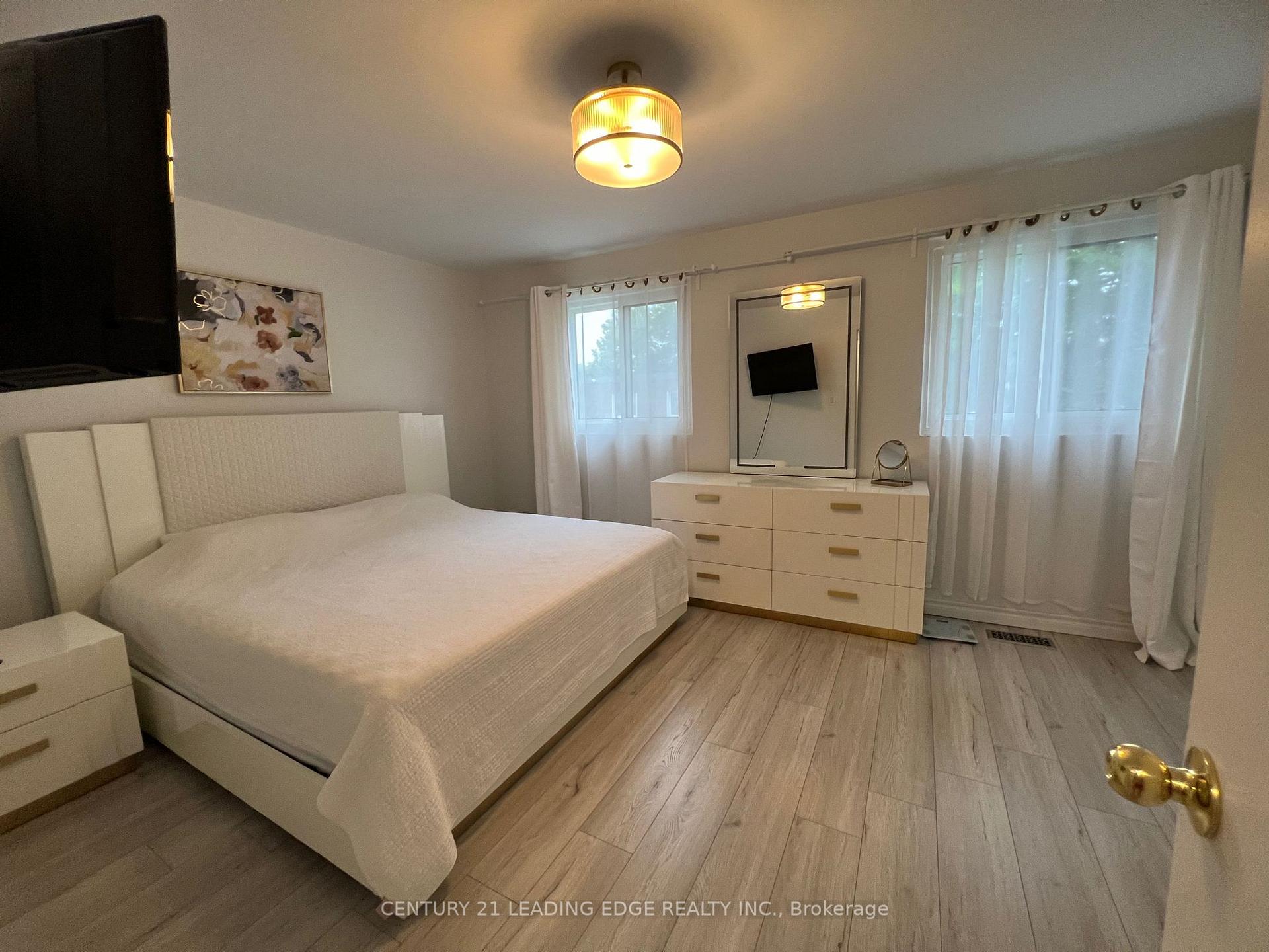 Photo 18 of Unit 35, 35 The Carriage Way, Markham, Royal Orchard — HOMEH