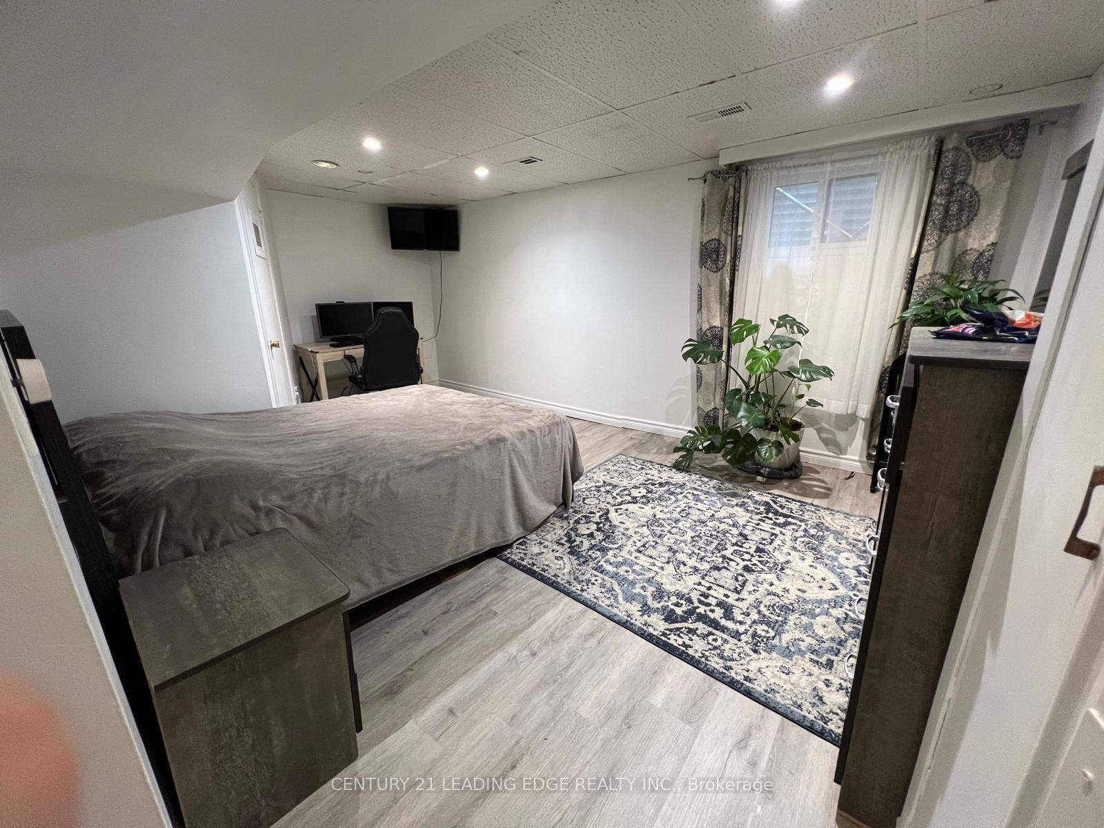 Photo 26 of Unit 35, 35 The Carriage Way, Markham, Royal Orchard — HOMEH