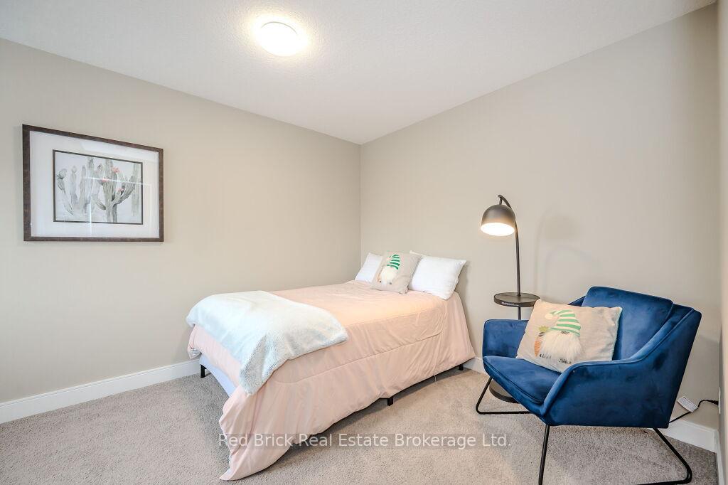 Photo 21 of Unit 20, 32 Arkell Road, Guelph, Kortright East — HOMEH
