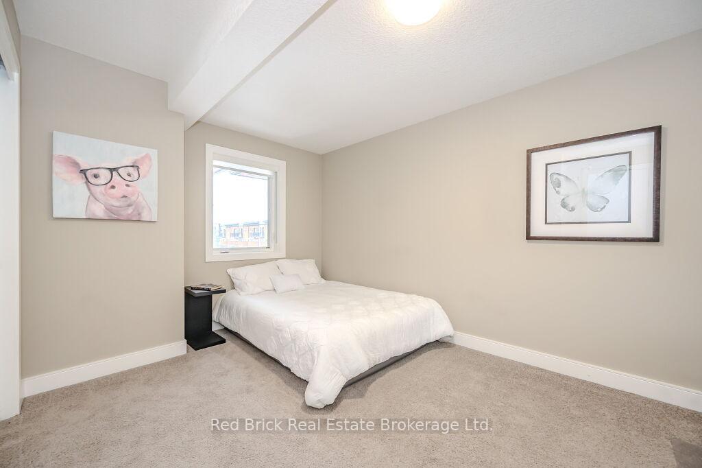 Photo 23 of Unit 20, 32 Arkell Road, Guelph, Kortright East — HOMEH