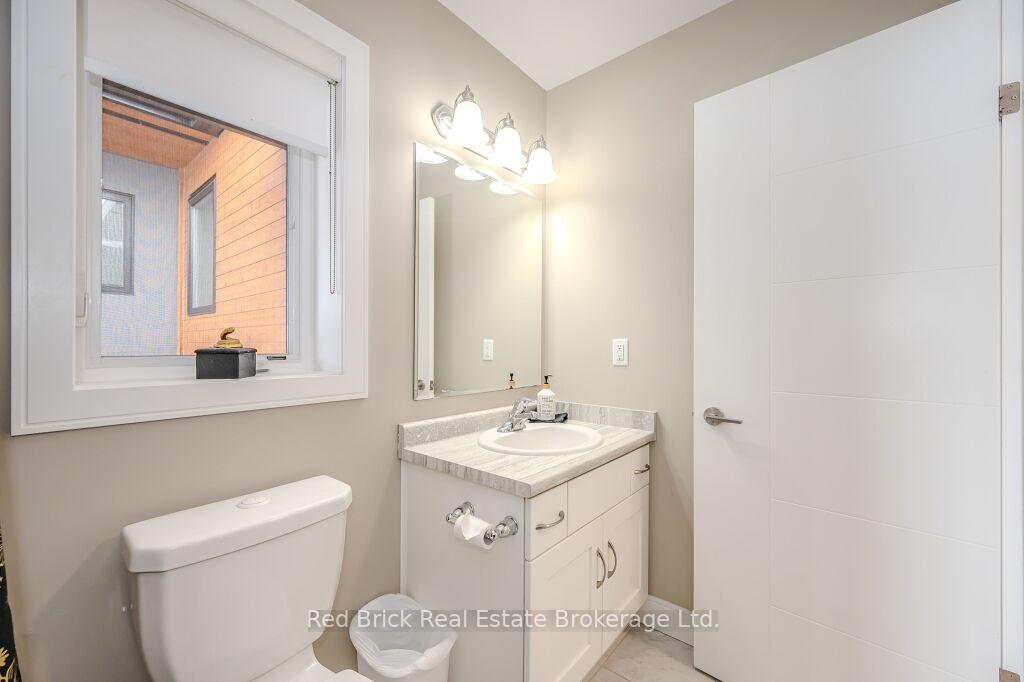 Photo 25 of Unit 20, 32 Arkell Road, Guelph, Kortright East — HOMEH