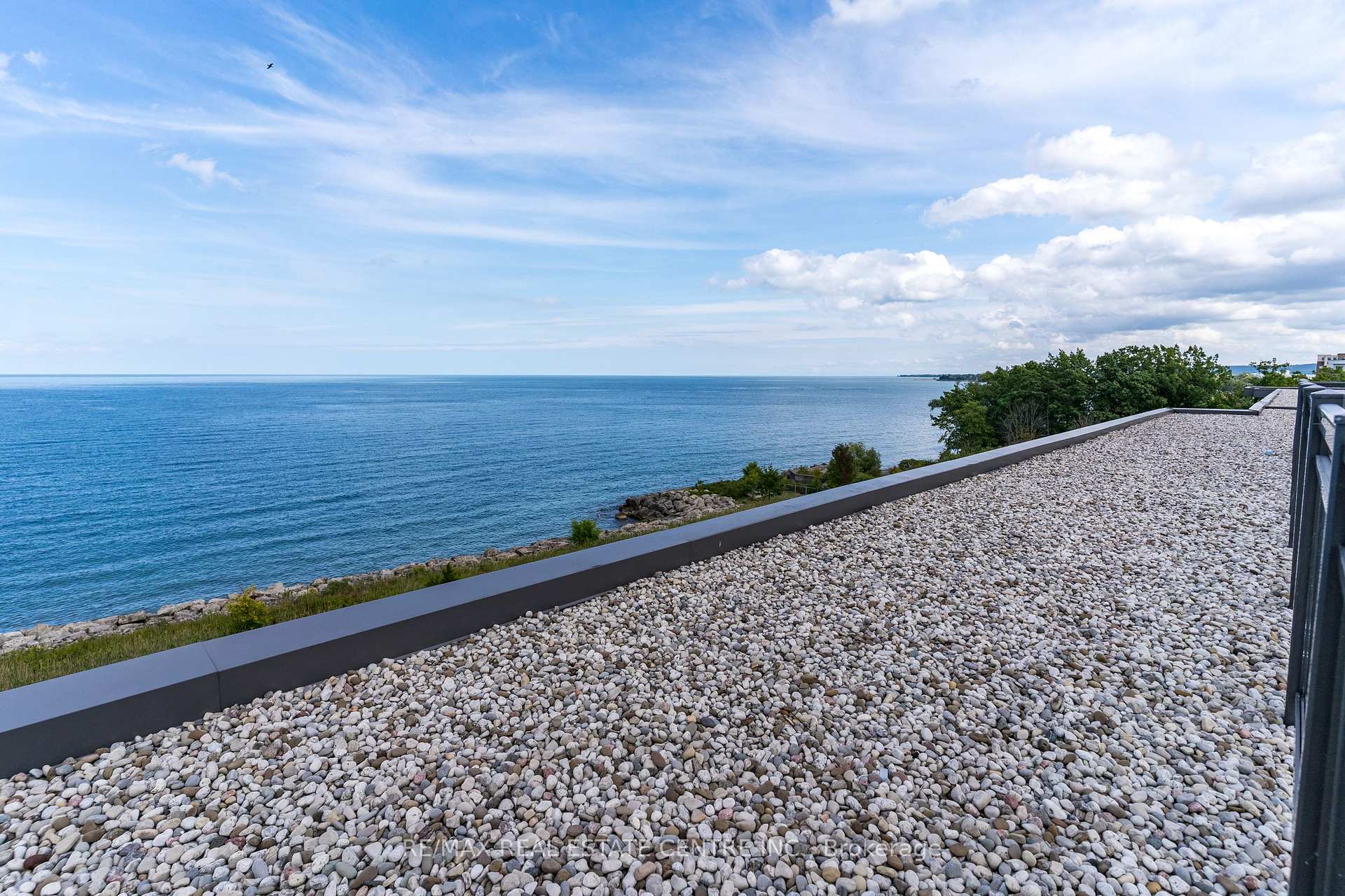 Photo 18 of Unit 114, 35 Southshore Crescent, Hamilton, Lakeshore — HOMEH
