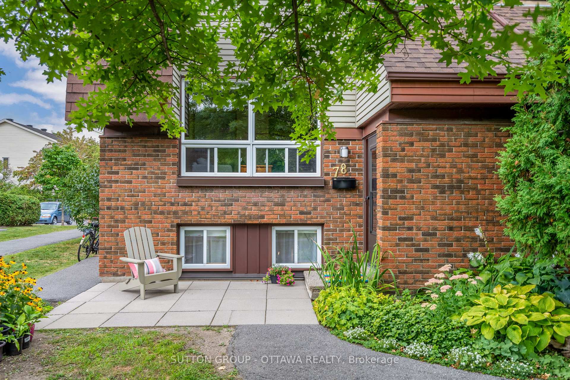 Photo 3 of Unit 78, 78 Renova, Ottawa, Riverview Park — HOMEH