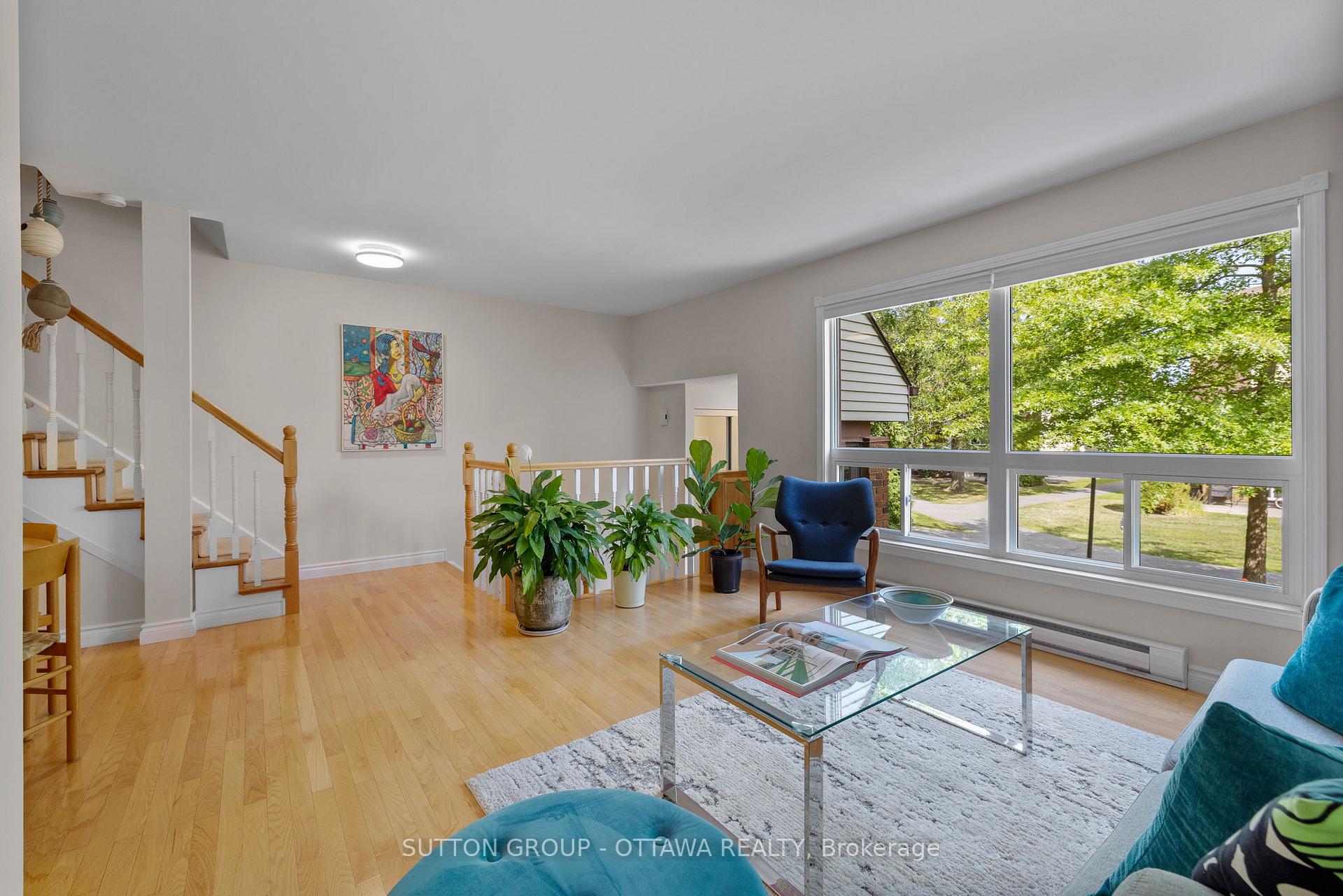 Photo 6 of Unit 78, 78 Renova, Ottawa, Riverview Park — HOMEH
