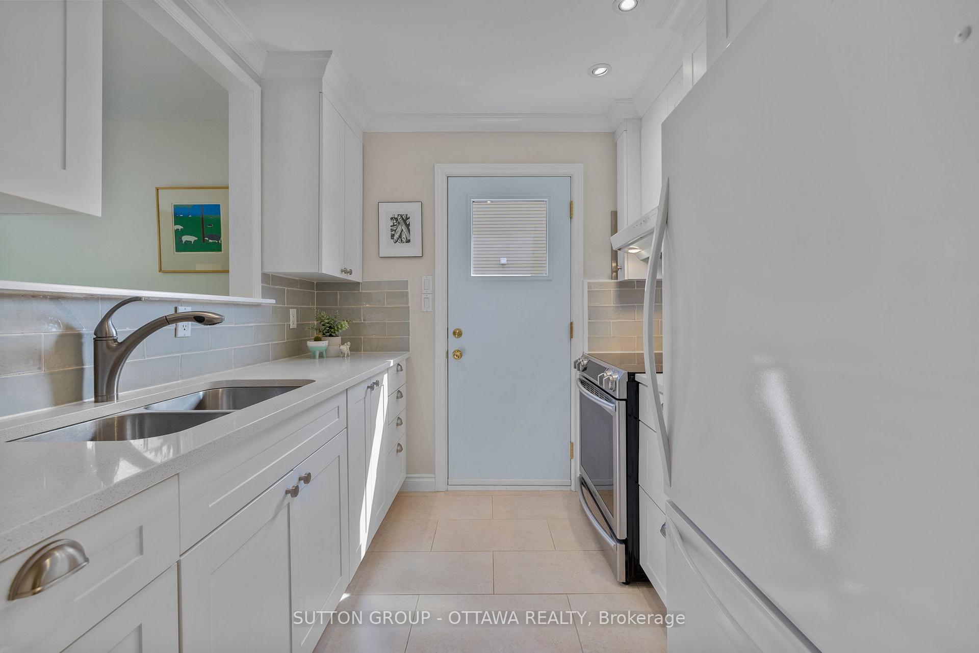 Photo 11 of Unit 78, 78 Renova, Ottawa, Riverview Park — HOMEH