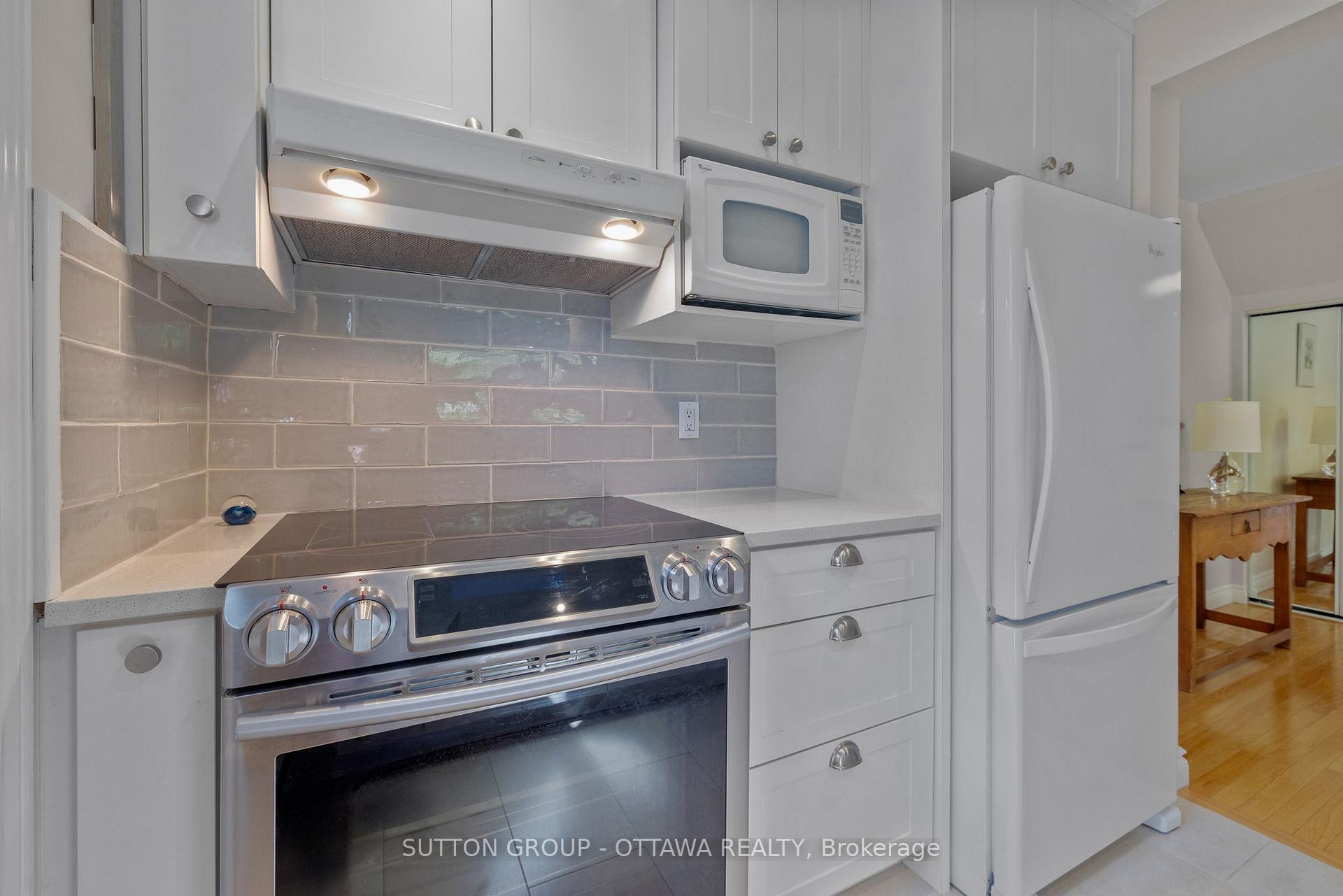 Photo 13 of Unit 78, 78 Renova, Ottawa, Riverview Park — HOMEH