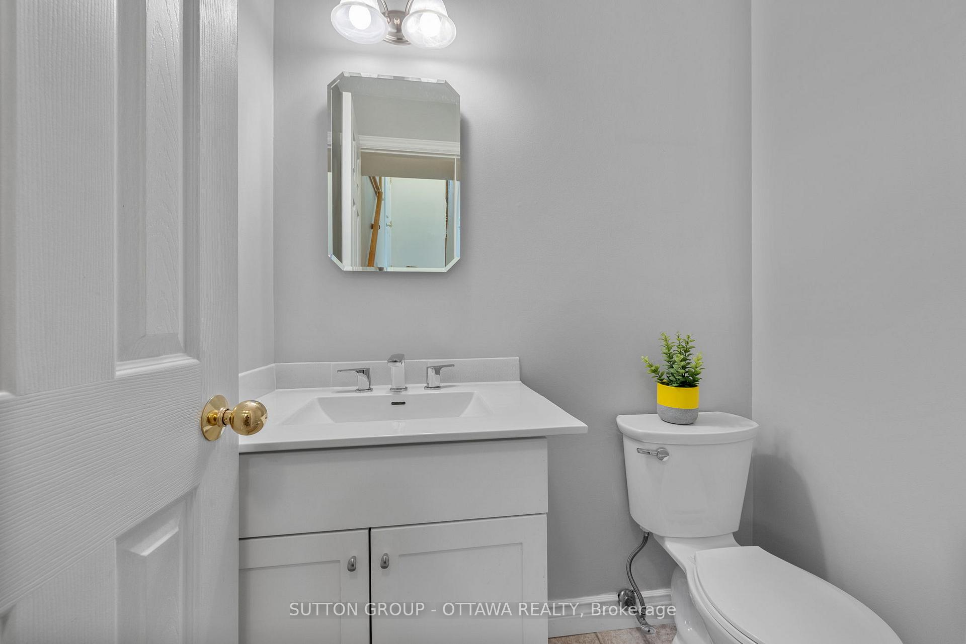 Photo 17 of Unit 78, 78 Renova, Ottawa, Riverview Park — HOMEH