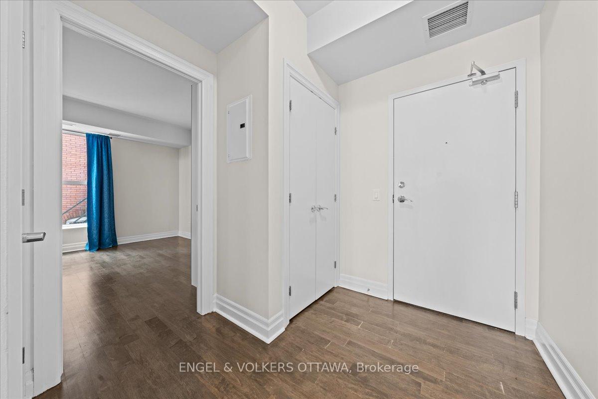 Photo 4 of Unit 207, 235 Kent Street, Ottawa, Ottawa Centre — HOMEH