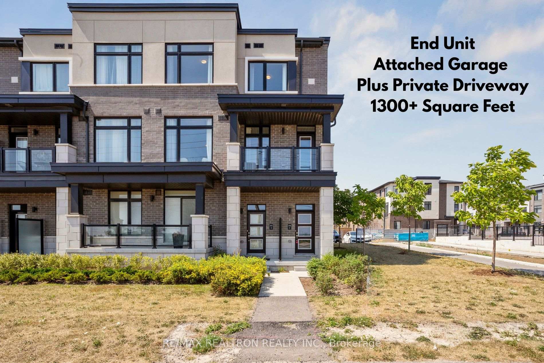 Front of Unit 418, 2550 Castlegate Crossing
