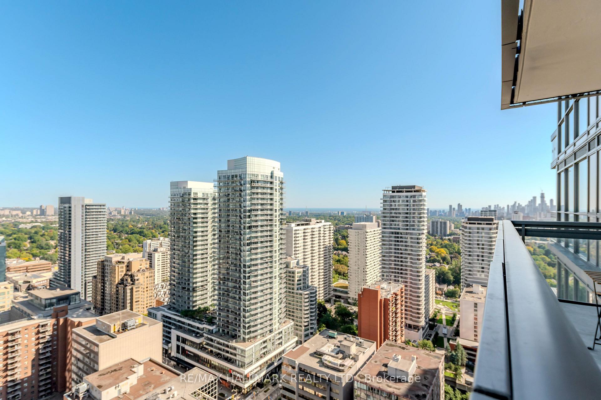 Photo 8 of Unit 2902, 39 Roehampton Avenue, Toronto, Mount Pleasant West — HOMEH