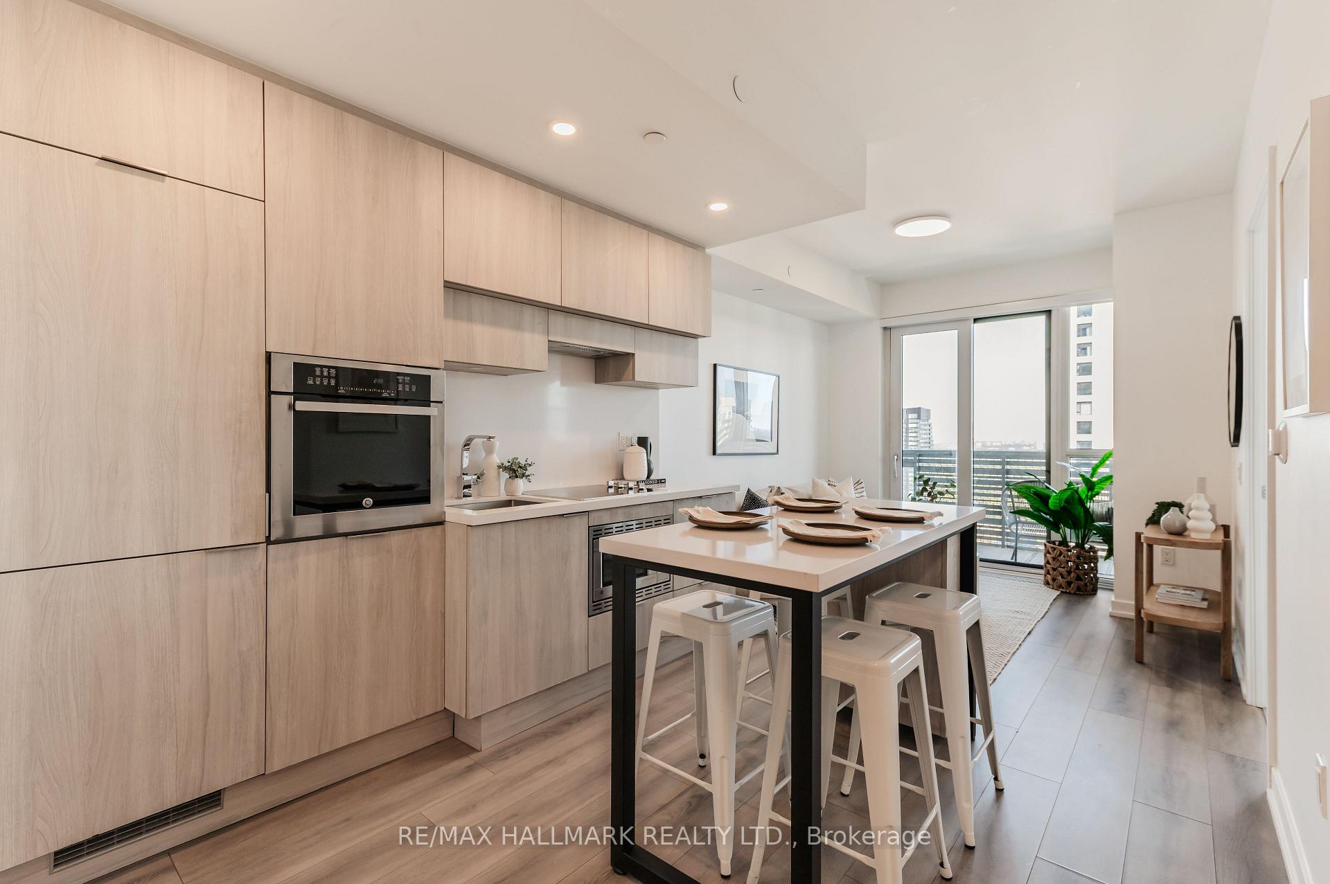Photo 10 of Unit 2902, 39 Roehampton Avenue, Toronto, Mount Pleasant West — HOMEH
