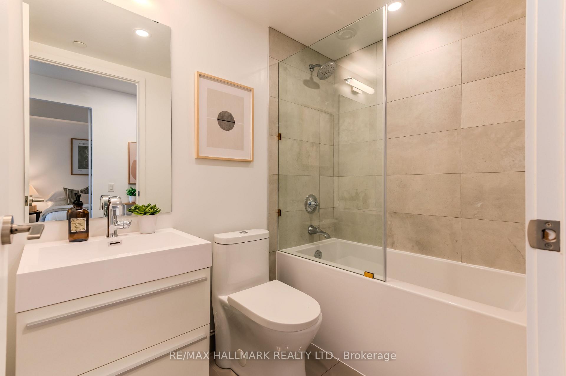 Photo 19 of Unit 2902, 39 Roehampton Avenue, Toronto, Mount Pleasant West — HOMEH