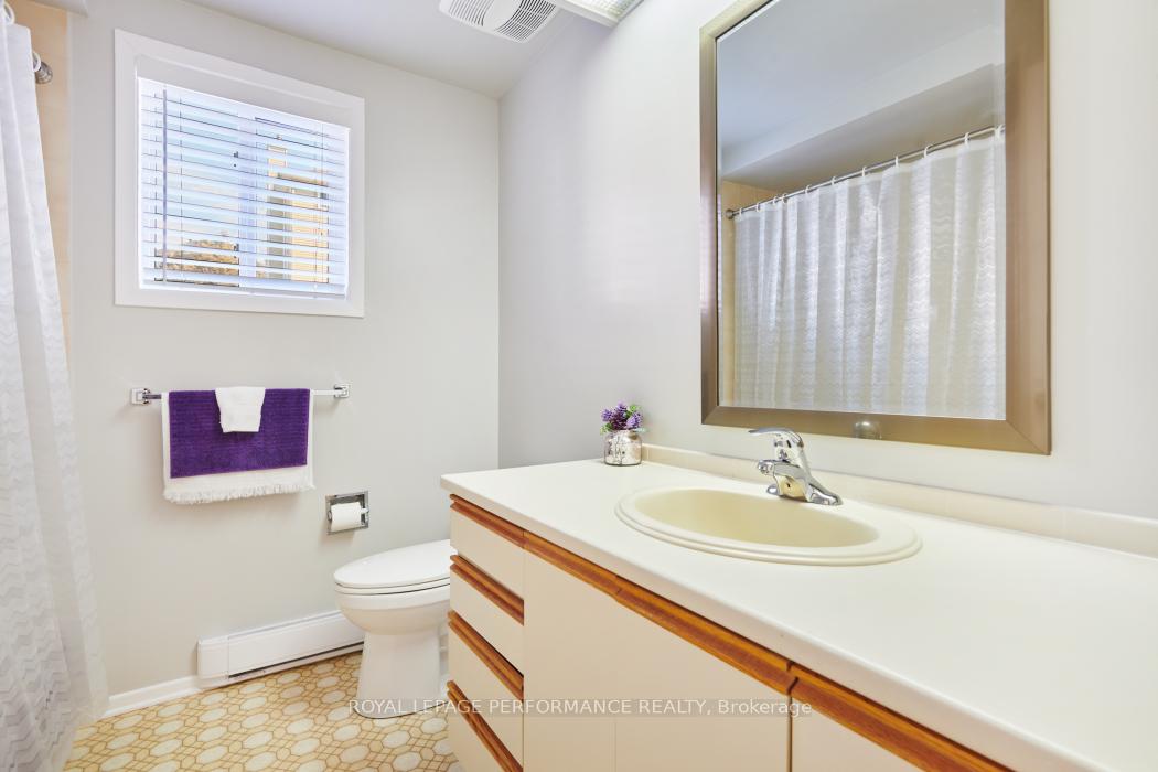 Photo 41 of Unit A, 6511 Bilberry Drive, Ottawa, Convent Glen North — HOMEH