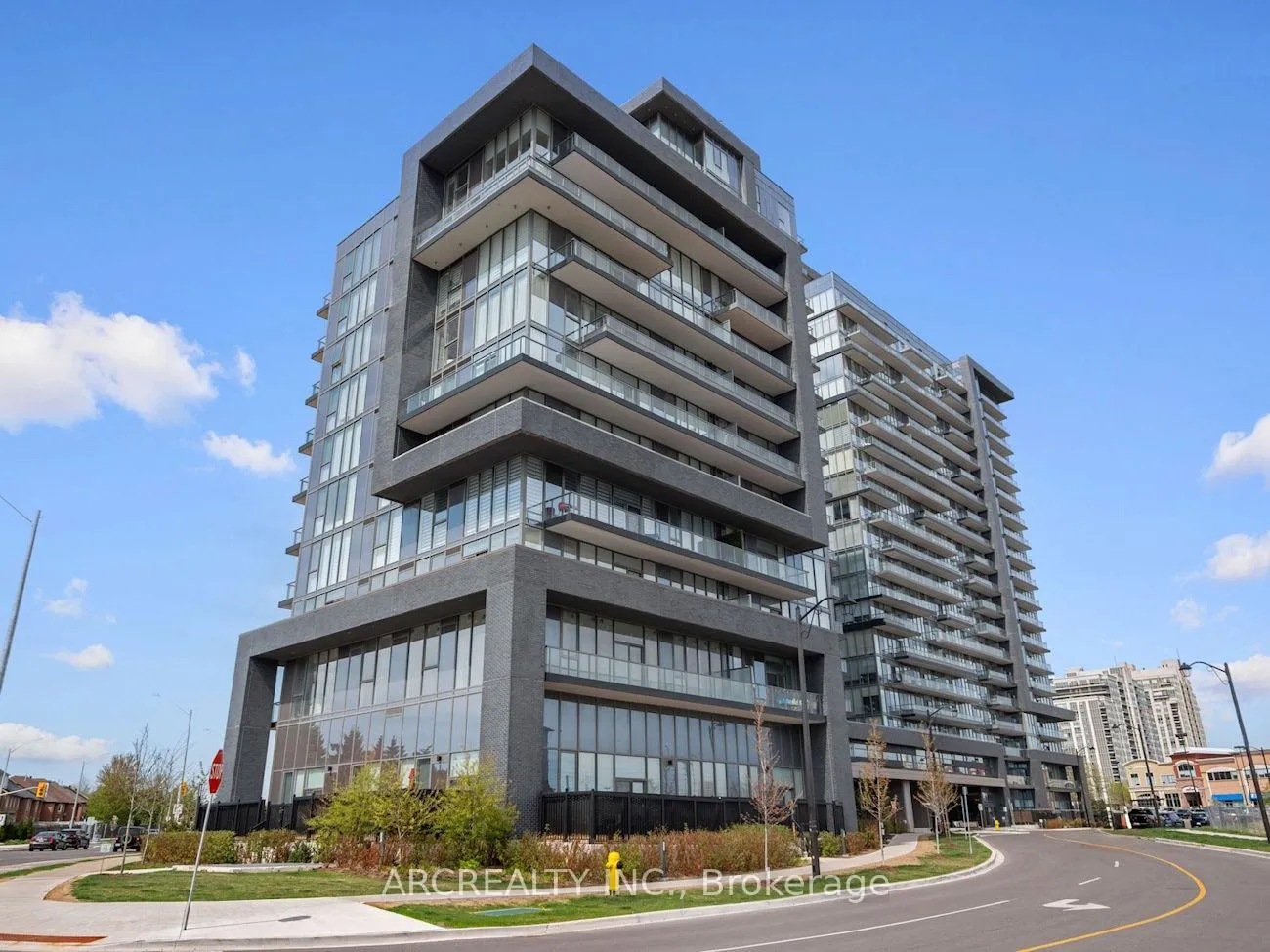 Front of Unit 413, 10 Gatineau Drive