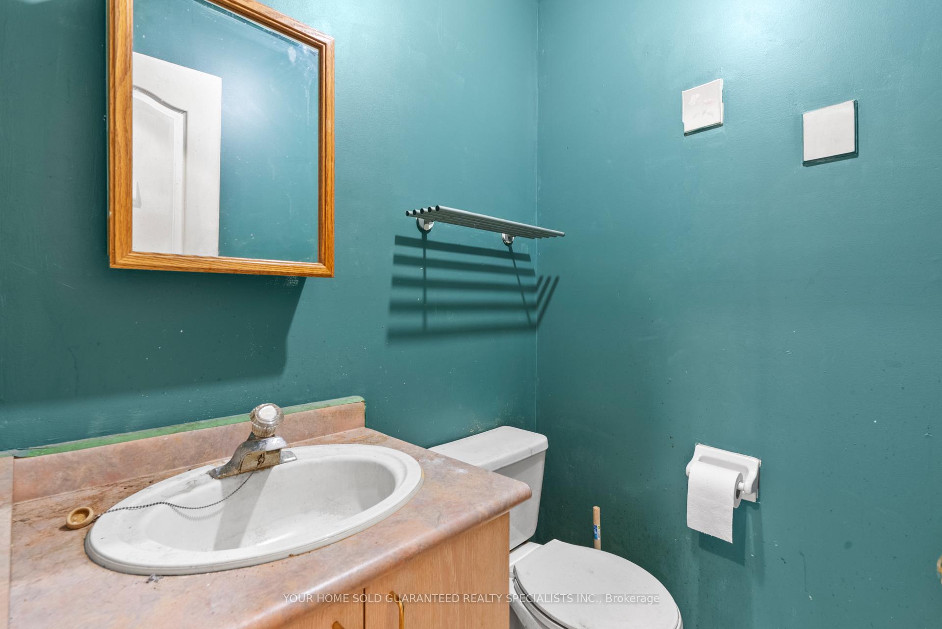 Photo 10 of 386 Emms Drive, Barrie, Holly — HOMEH