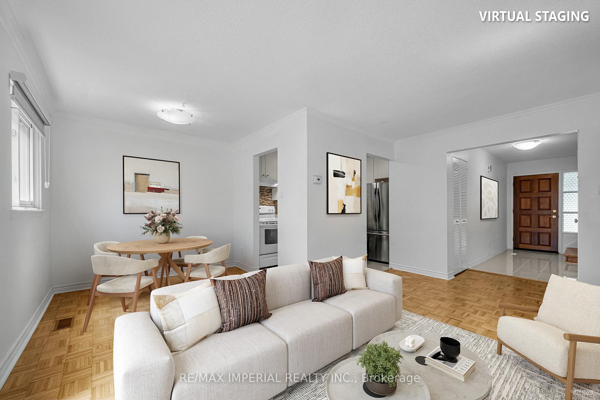Photo 11 of 24 Norris Way, Markham, Aileen-Willowbrook — HOMEH
