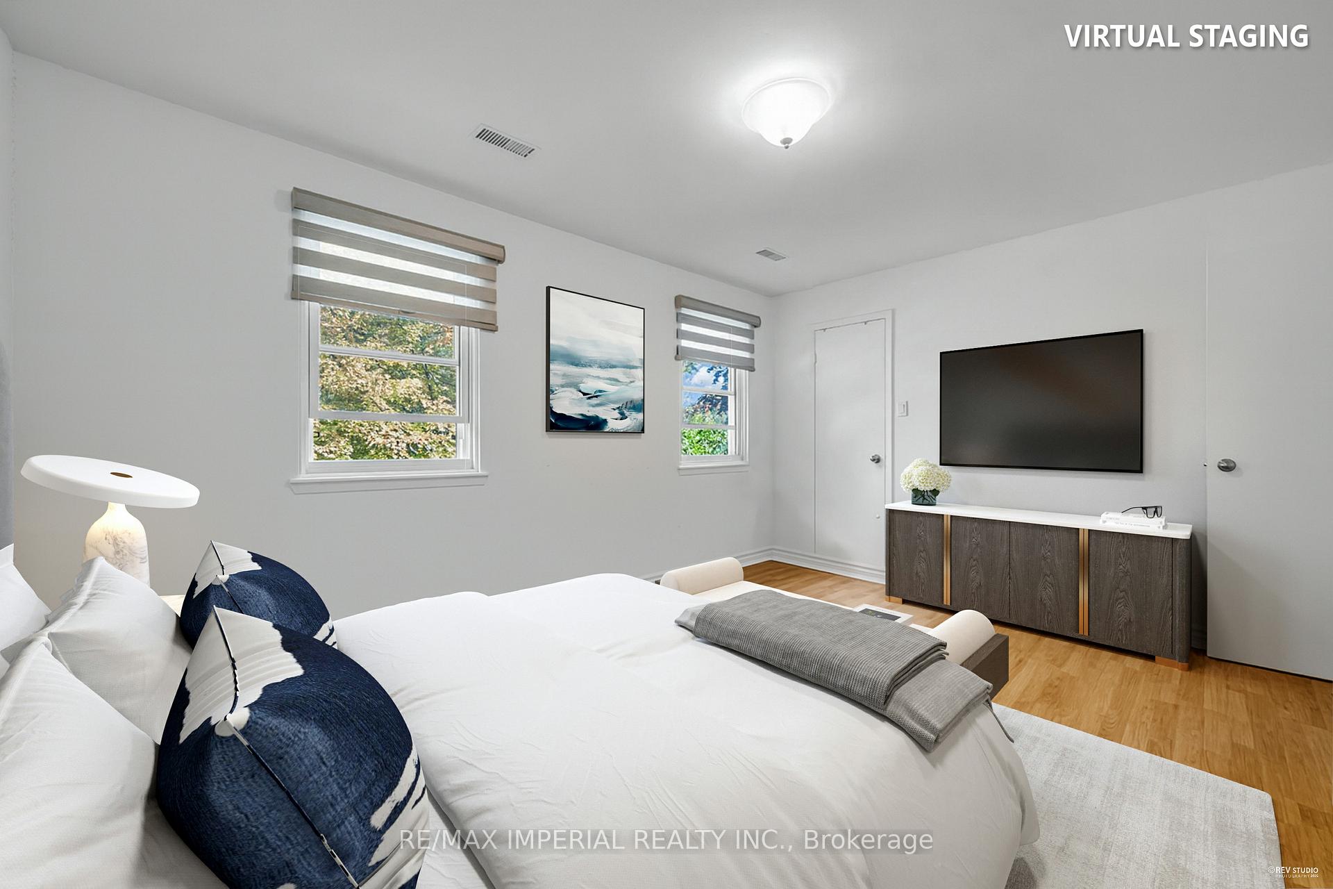 Photo 52 of 24 Norris Way, Markham, Aileen-Willowbrook — HOMEH