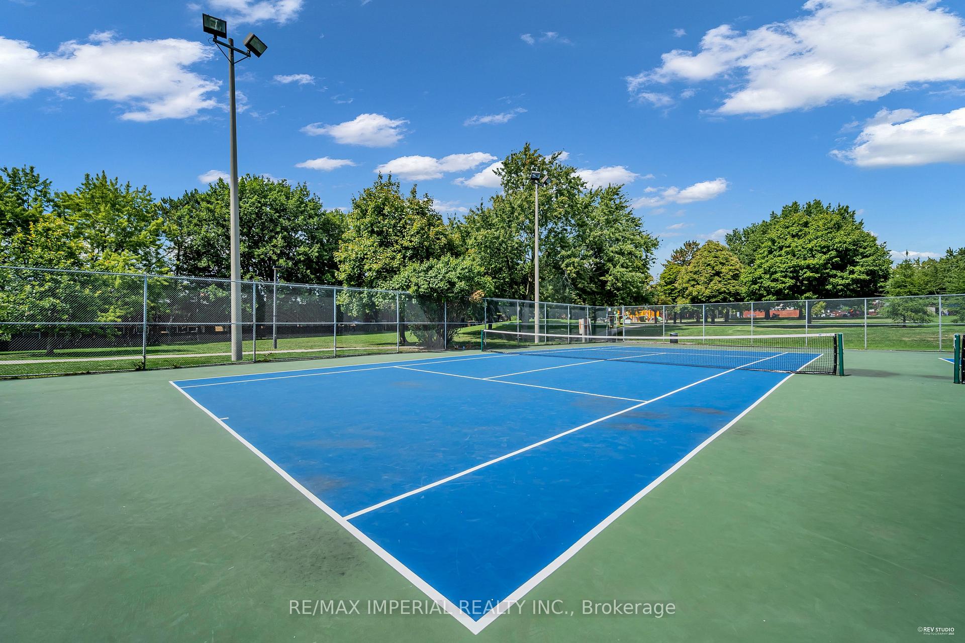Photo 86 of 24 Norris Way, Markham, Aileen-Willowbrook — HOMEH