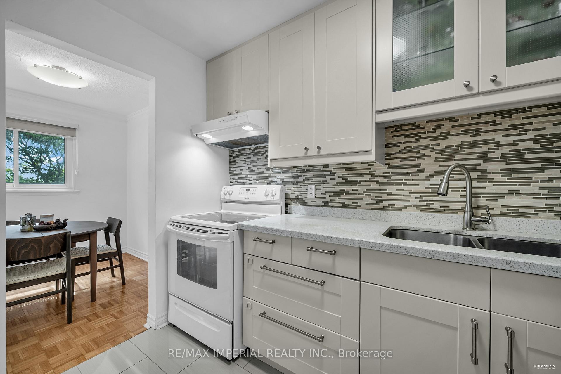Photo 33 of 24 Norris Way, Markham, Aileen-Willowbrook — HOMEH