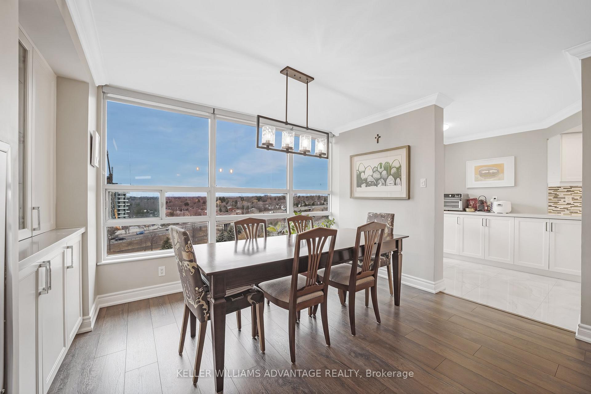 Photo 13 of Unit 918, 7905 Bayview Avenue, Markham, Aileen-Willowbrook — HOMEH