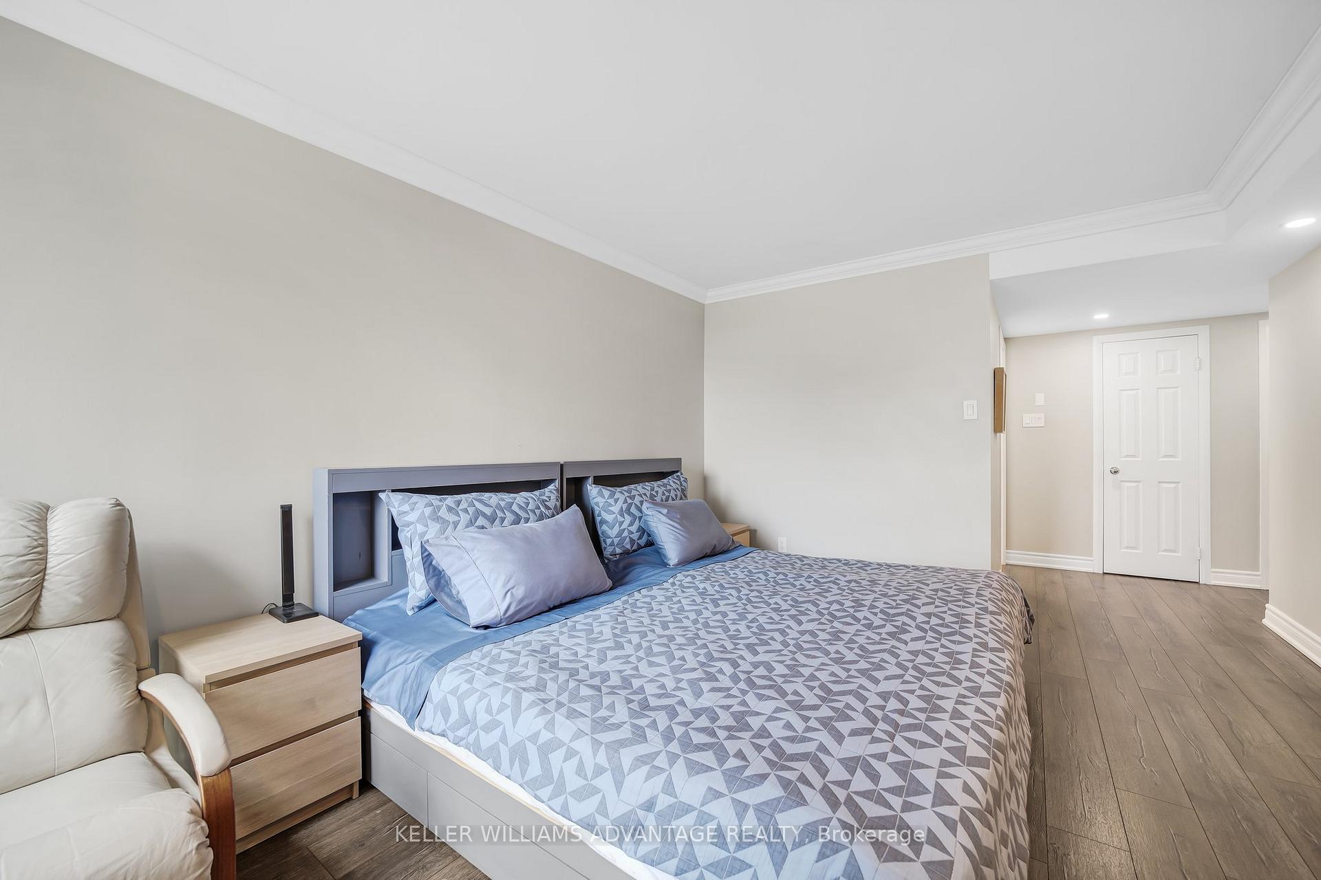 Photo 20 of Unit 918, 7905 Bayview Avenue, Markham, Aileen-Willowbrook — HOMEH