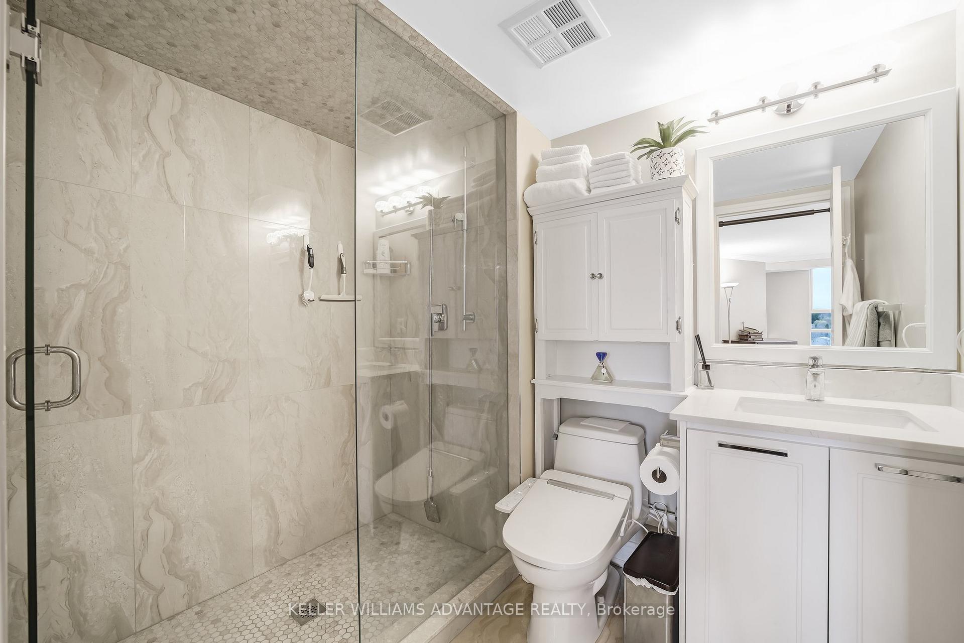 Photo 30 of Unit 918, 7905 Bayview Avenue, Markham, Aileen-Willowbrook — HOMEH