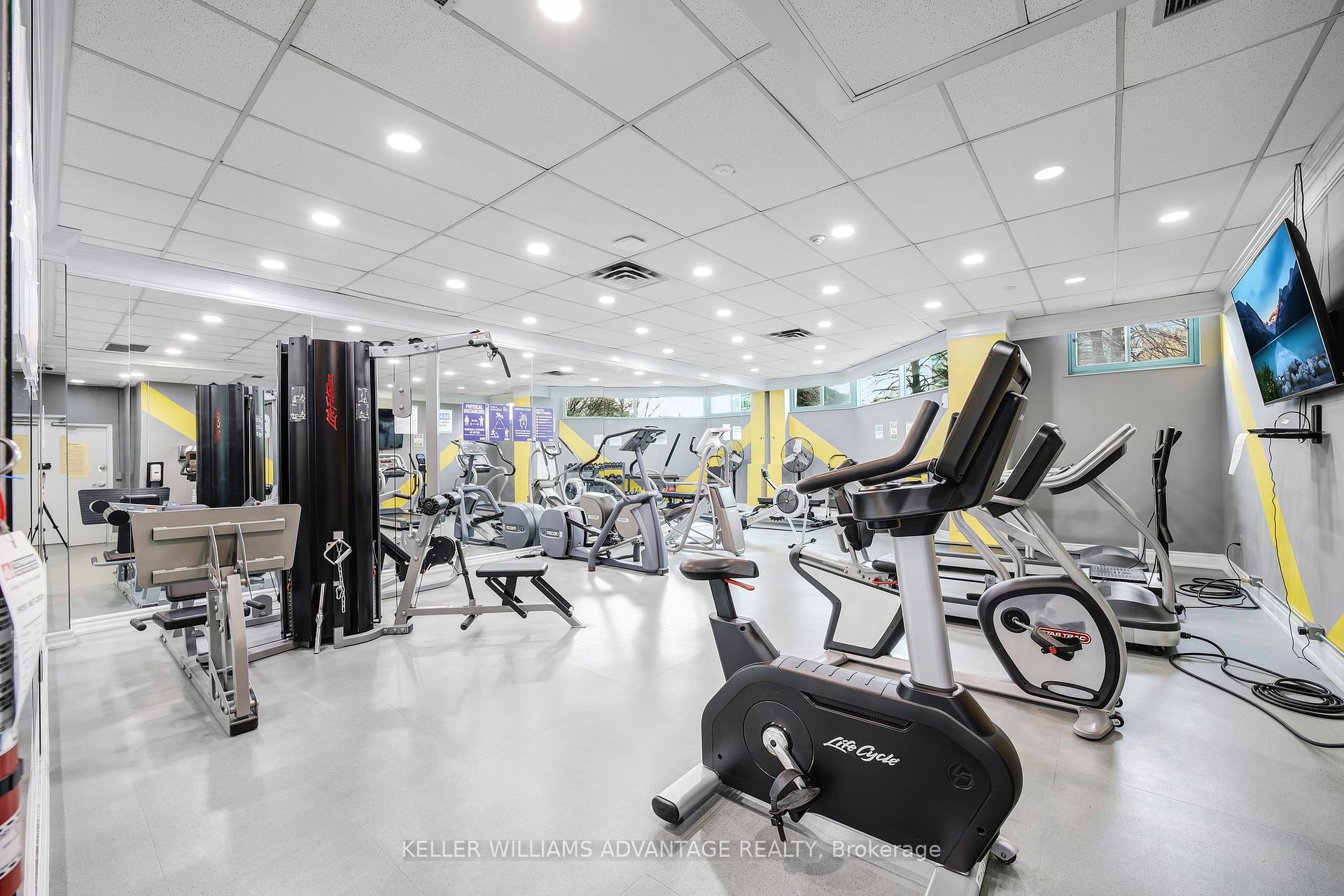 Photo 38 of Unit 918, 7905 Bayview Avenue, Markham, Aileen-Willowbrook — HOMEH