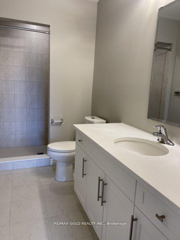 Photo 23 of 78 Wheat Lane, Kitchener — HOMEH