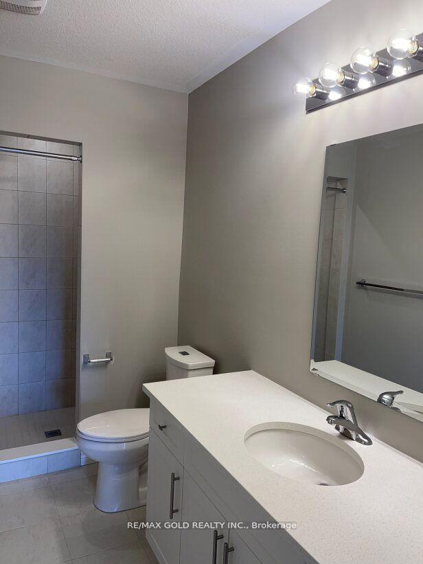 Photo 24 of 78 Wheat Lane, Kitchener — HOMEH