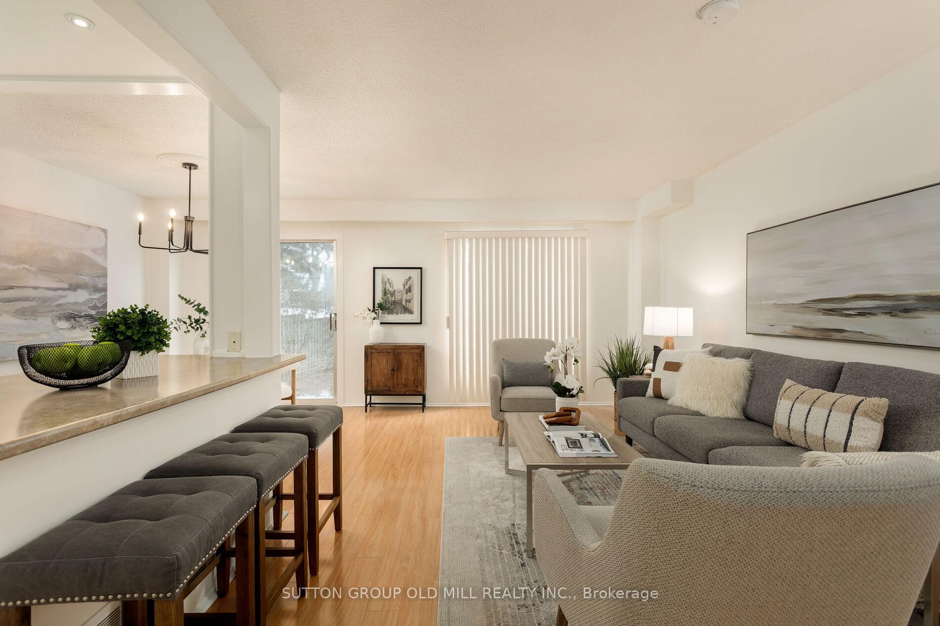 Photo 3 of 17 Lindisfarne Way, Markham, Markham Village — HOMEH