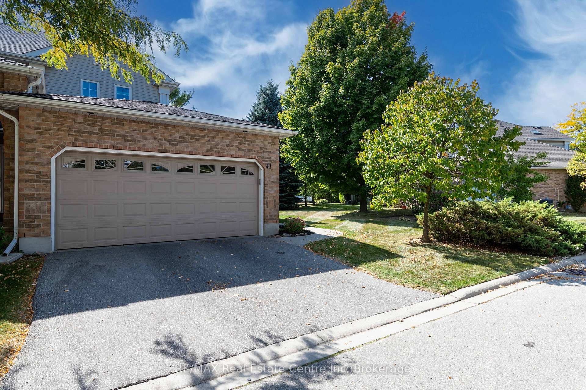 Photo 3 of Unit 41, 1550 Gordon Street, Guelph, Pineridge/Westminster Woods — HOMEH