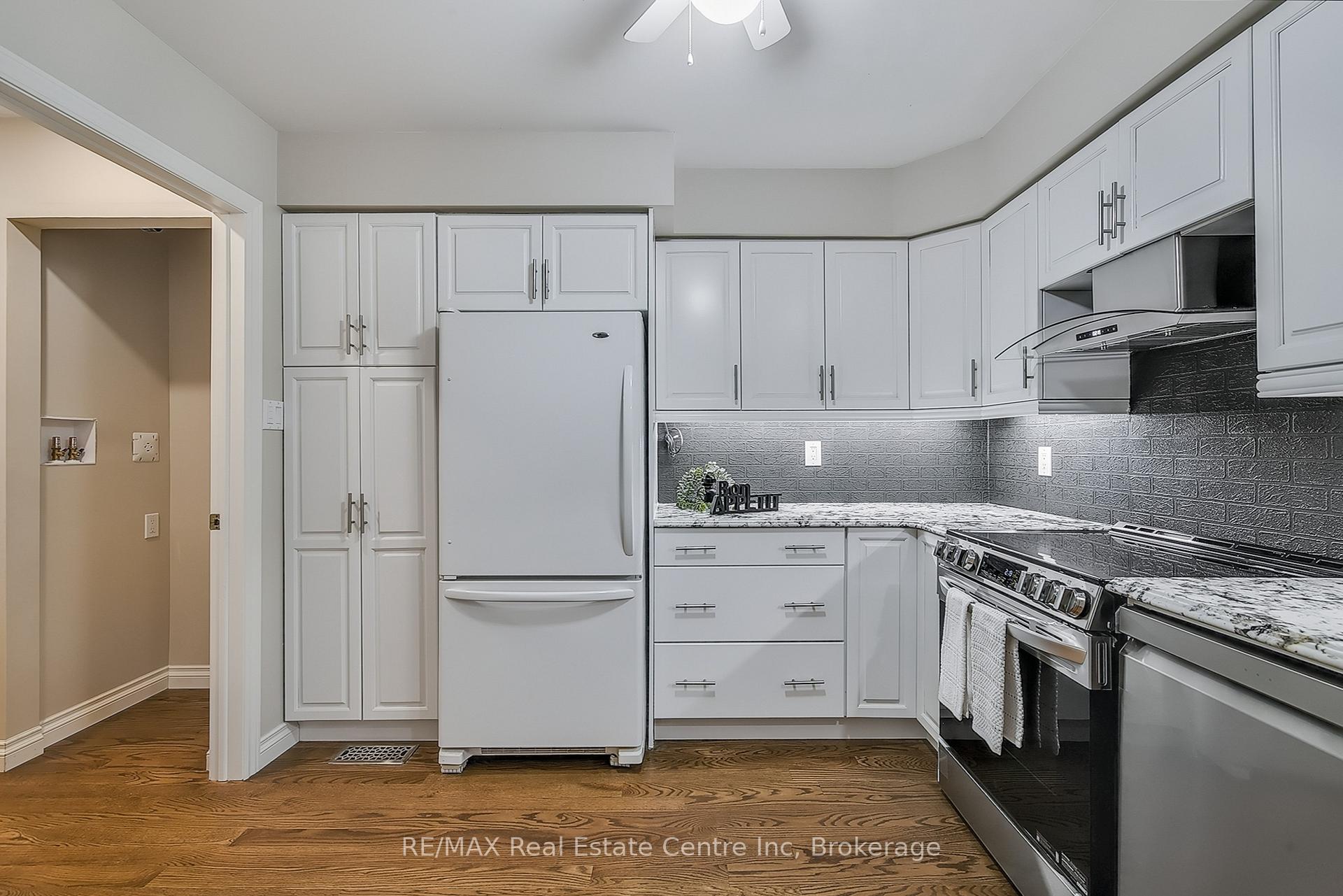 Photo 12 of Unit 41, 1550 Gordon Street, Guelph, Pineridge/Westminster Woods — HOMEH