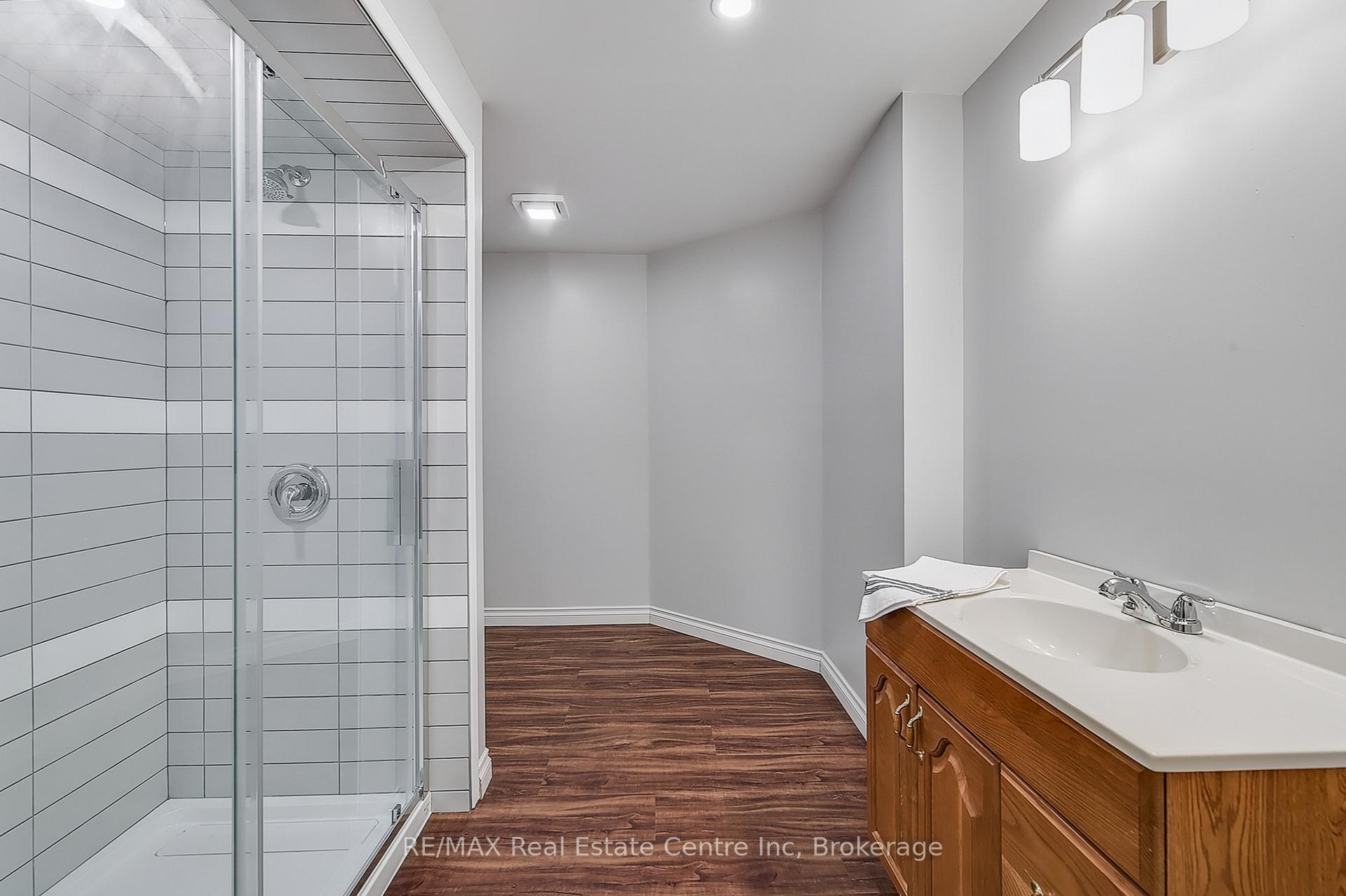 Photo 33 of Unit 41, 1550 Gordon Street, Guelph, Pineridge/Westminster Woods — HOMEH
