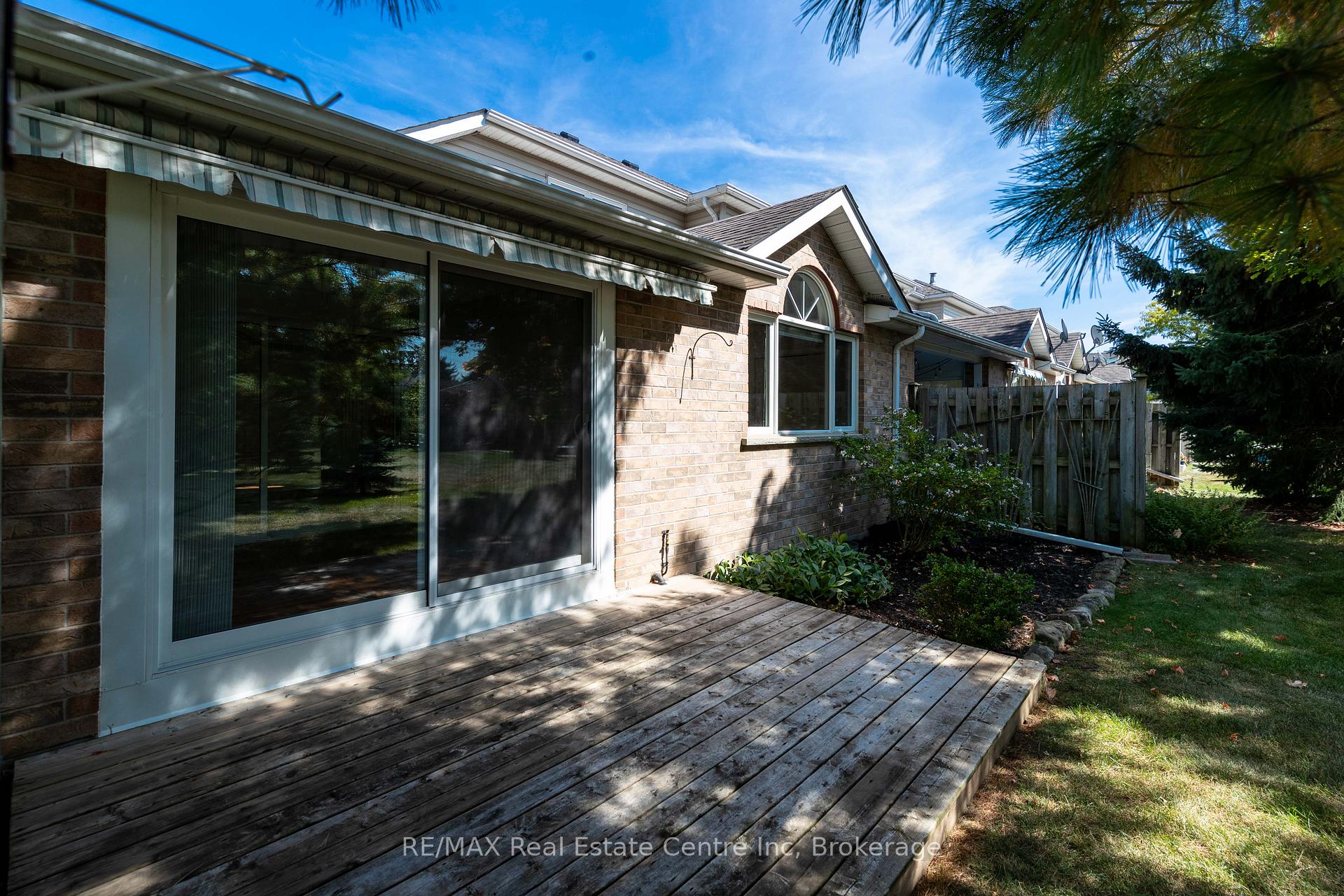 Photo 38 of Unit 41, 1550 Gordon Street, Guelph, Pineridge/Westminster Woods — HOMEH