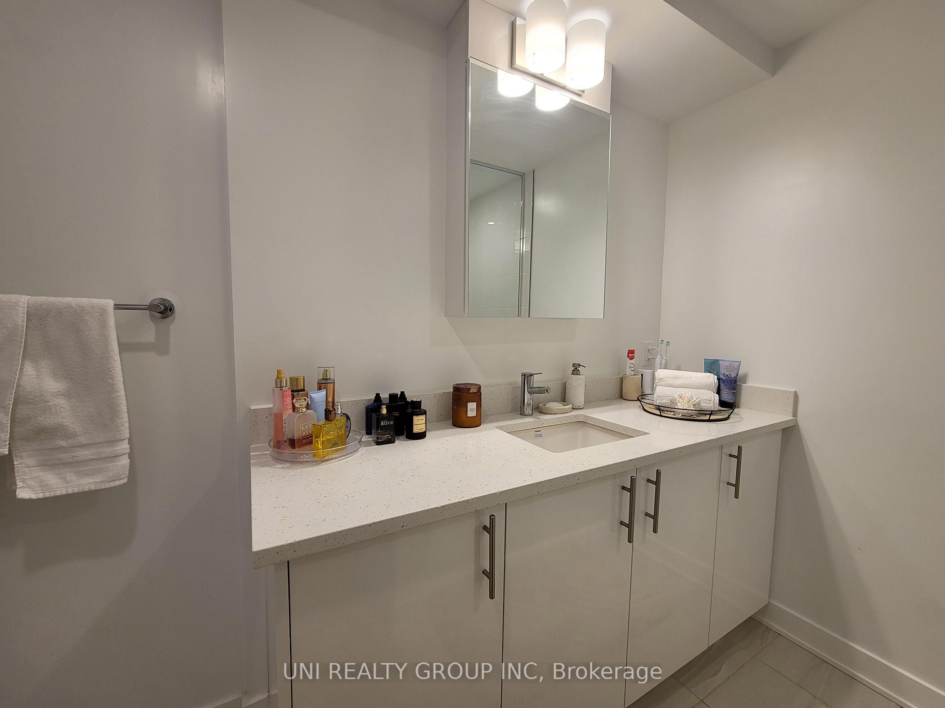 Photo 23 of Unit 2003, 340 Queen Street, Ottawa, Ottawa Centre — HOMEH