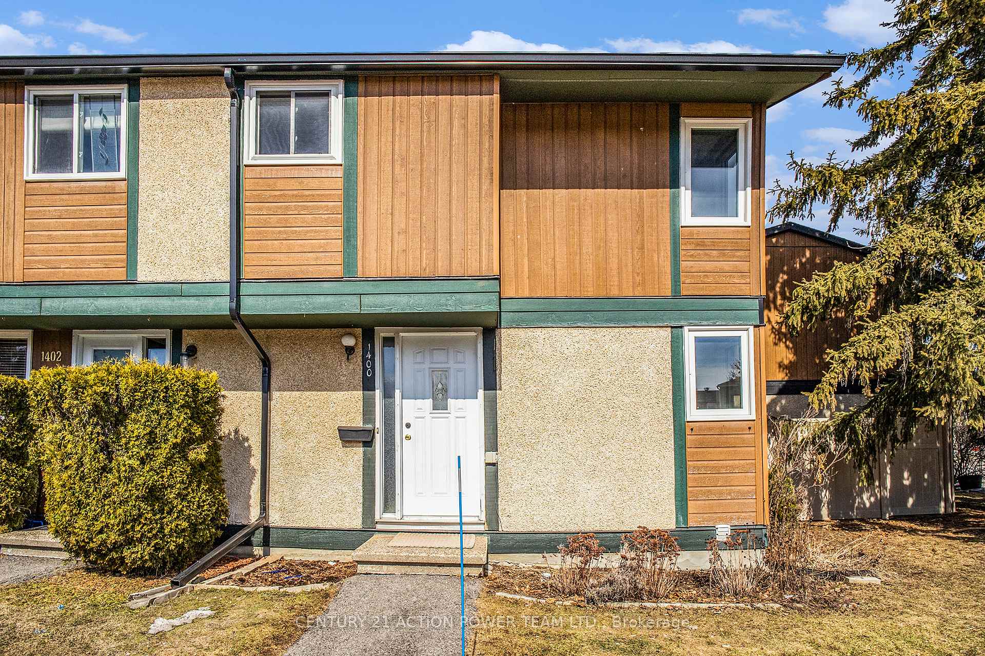 Photo 2 of Unit 1400, 1400 Ridgebrook Drive S, Ottawa, Pineview — HOMEH