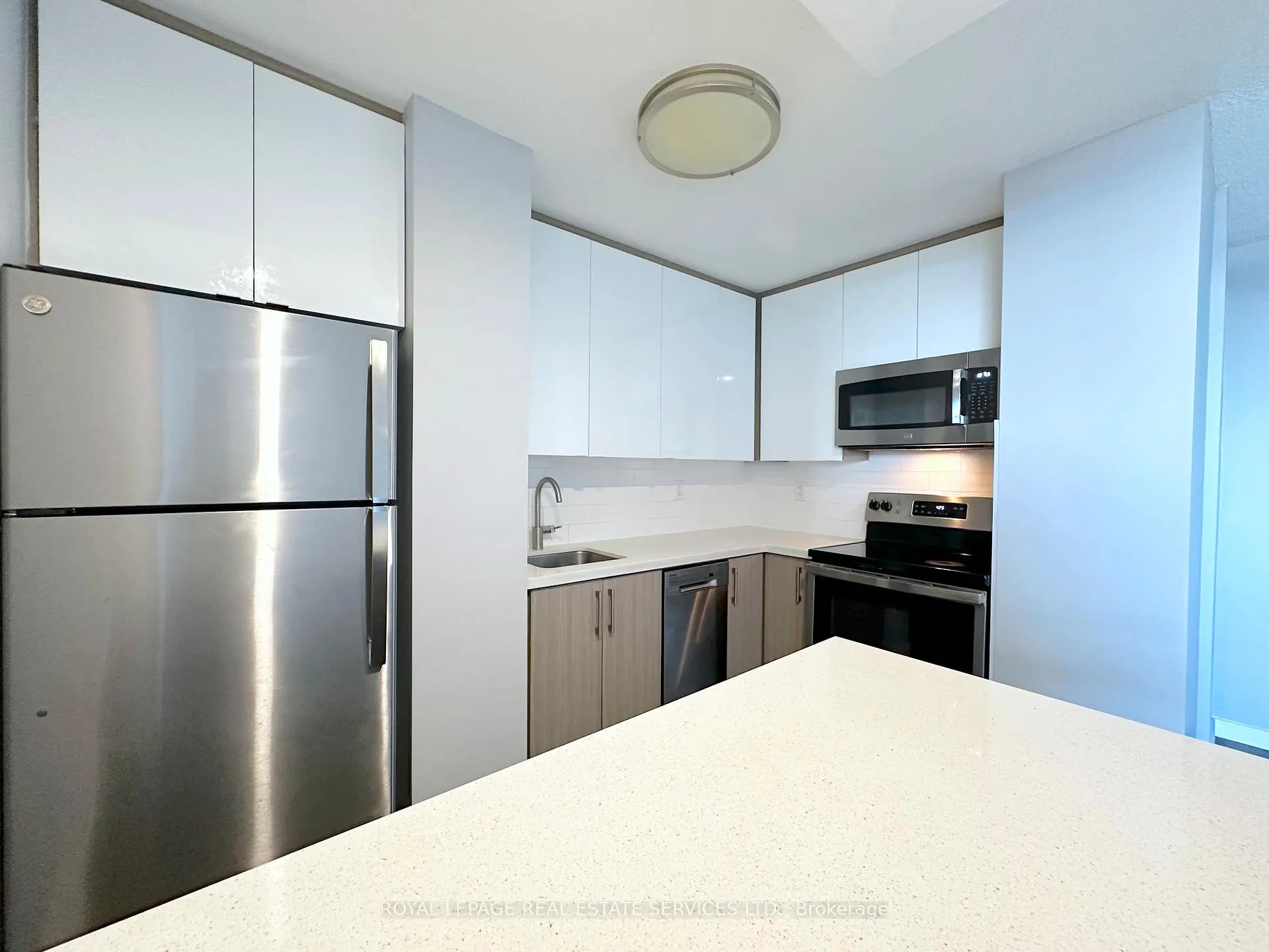 Photo 4 of Unit 1906, 265 Main Street, Toronto, East End-Danforth — HOMEH