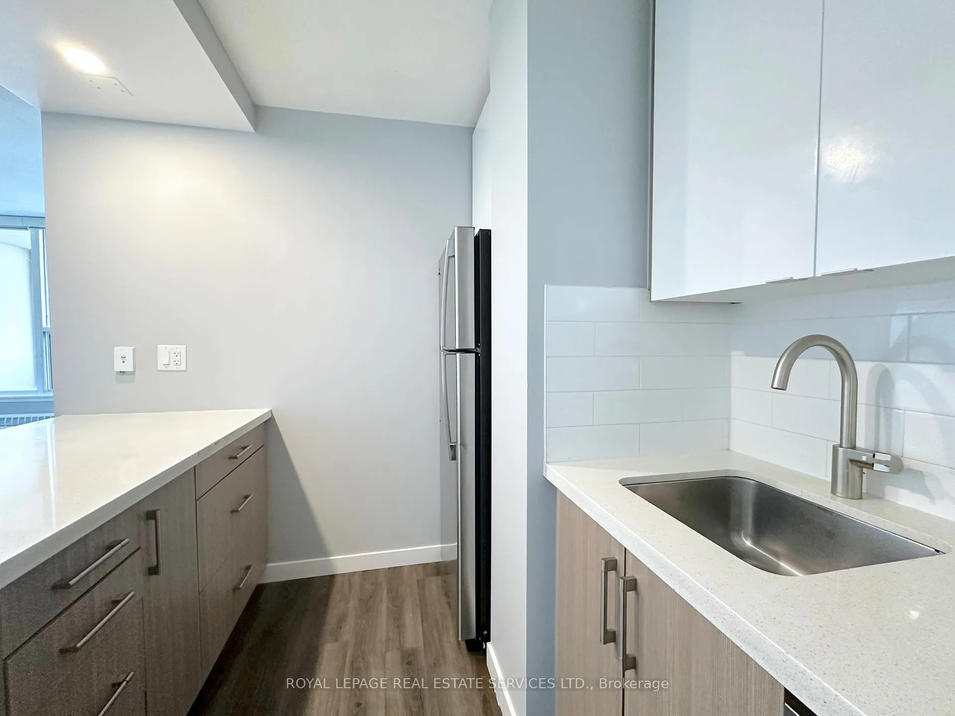 Photo 5 of Unit 1906, 265 Main Street, Toronto, East End-Danforth — HOMEH