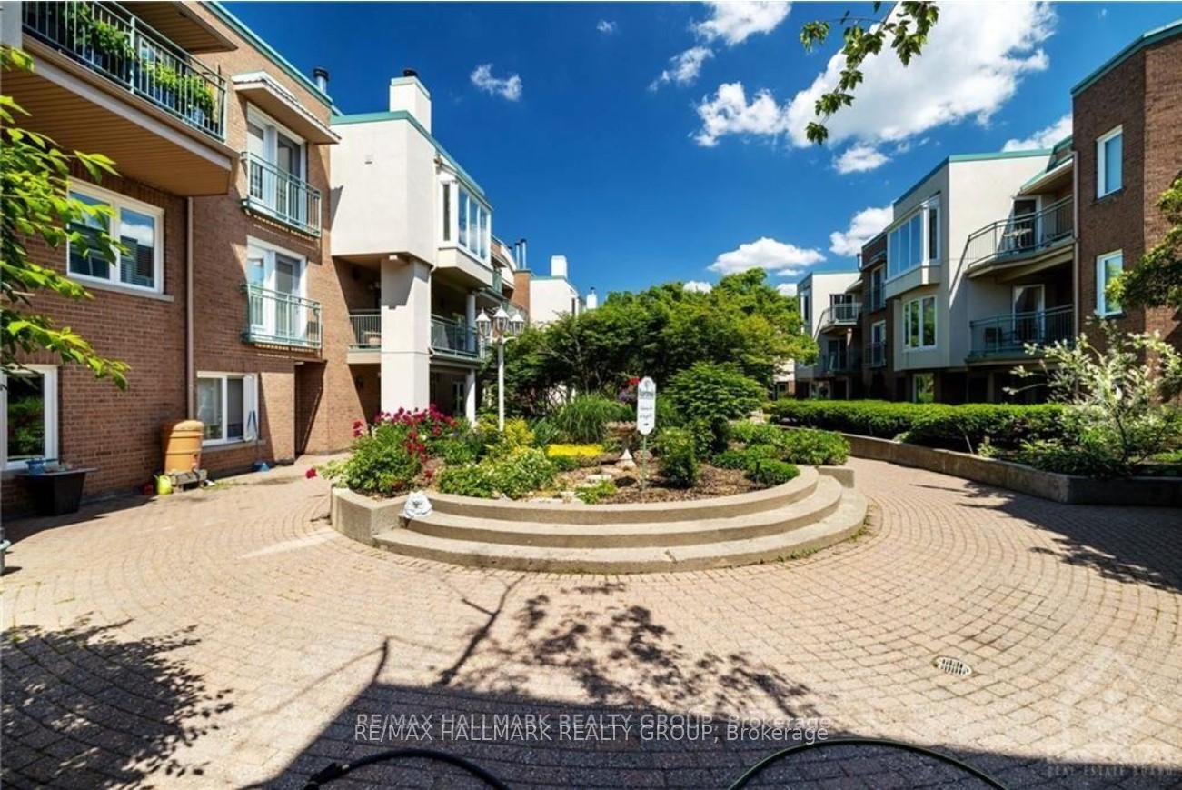Photo 8 of Unit 202 C, 997 North River Road, Ottawa, Overbrook — HOMEH