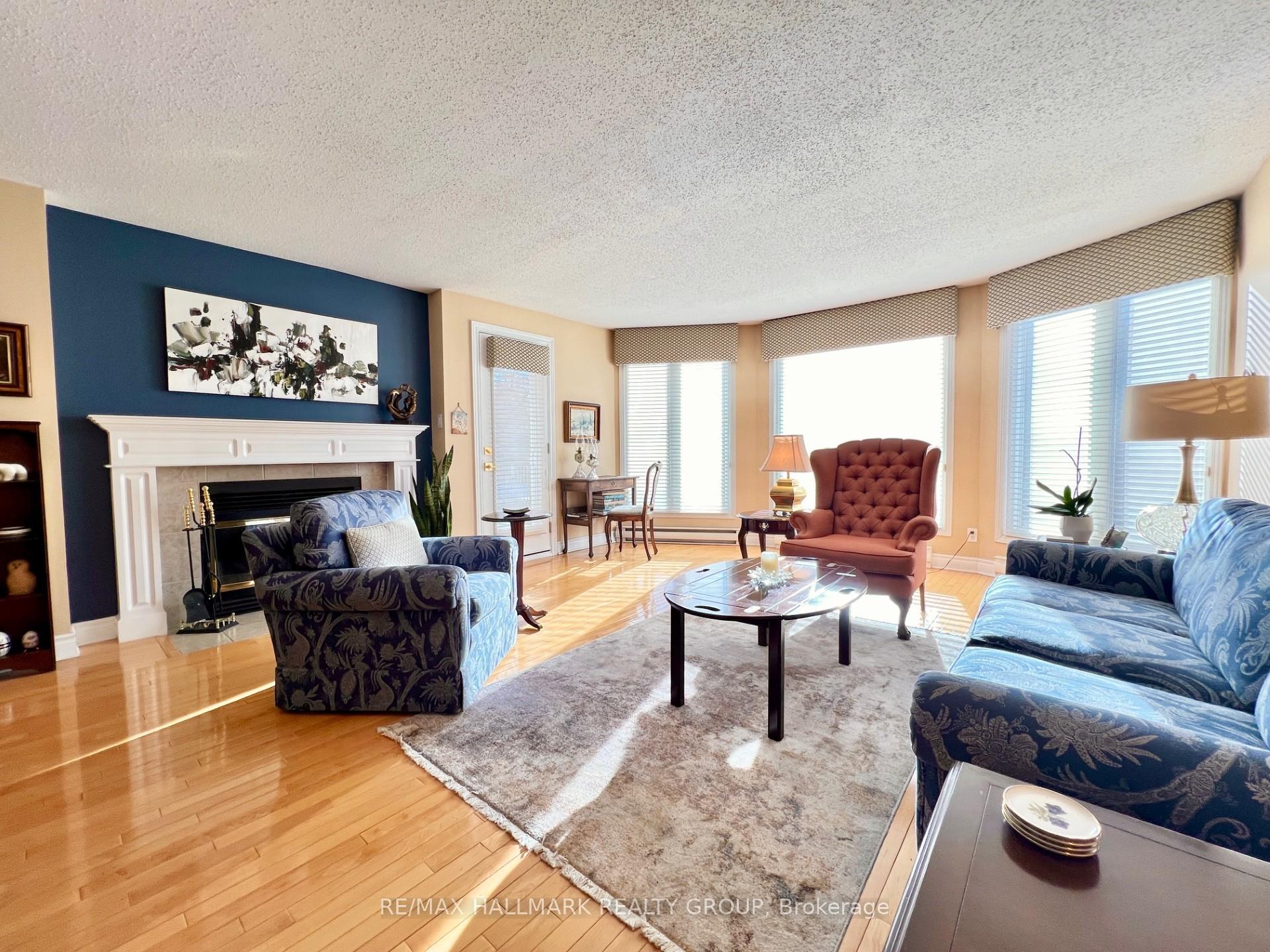 Photo 13 of Unit 202 C, 997 North River Road, Ottawa, Overbrook — HOMEH