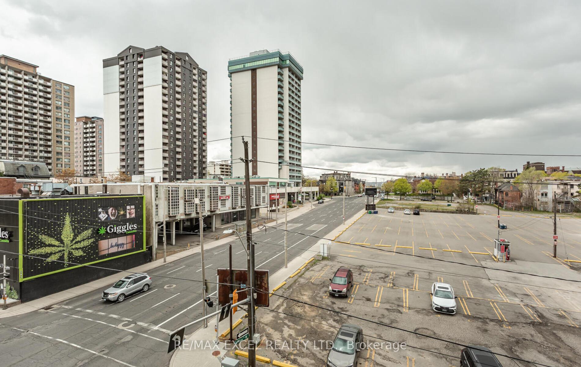 Photo 27 of Unit 403, 150 Main Street W, Hamilton, Central — HOMEH