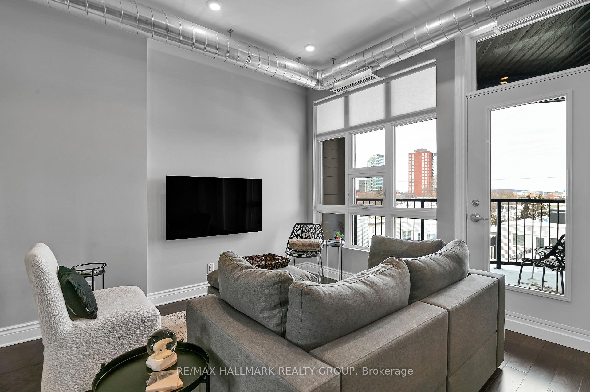 Photo 9 of Unit 403, 101 Pinhey Street, Ottawa, Hintonburg — HOMEH