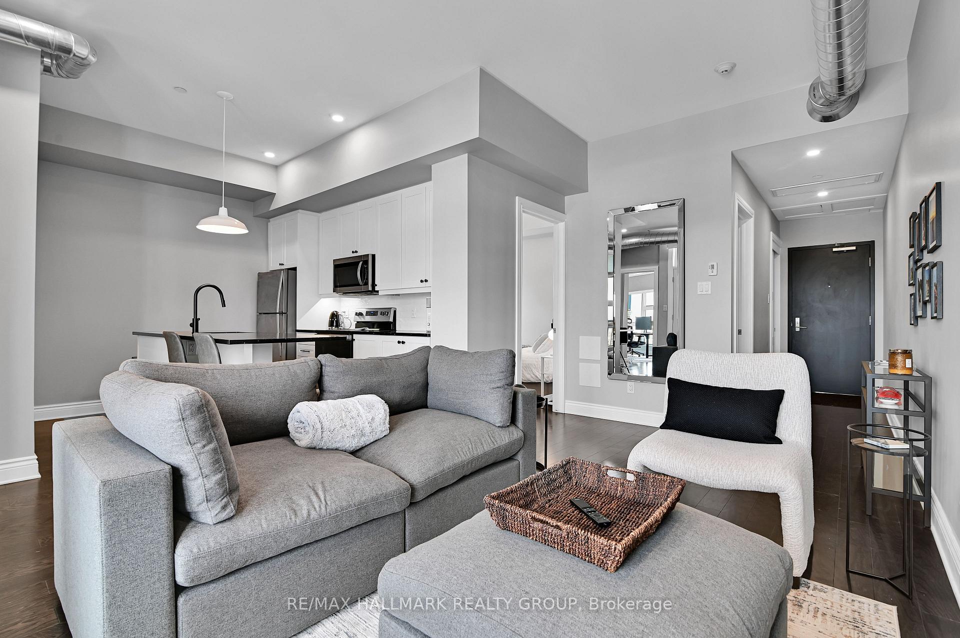 Photo 11 of Unit 403, 101 Pinhey Street, Ottawa, Hintonburg — HOMEH