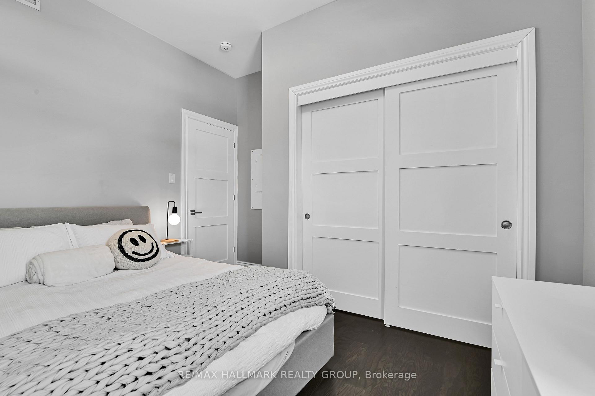 Photo 21 of Unit 403, 101 Pinhey Street, Ottawa, Hintonburg — HOMEH