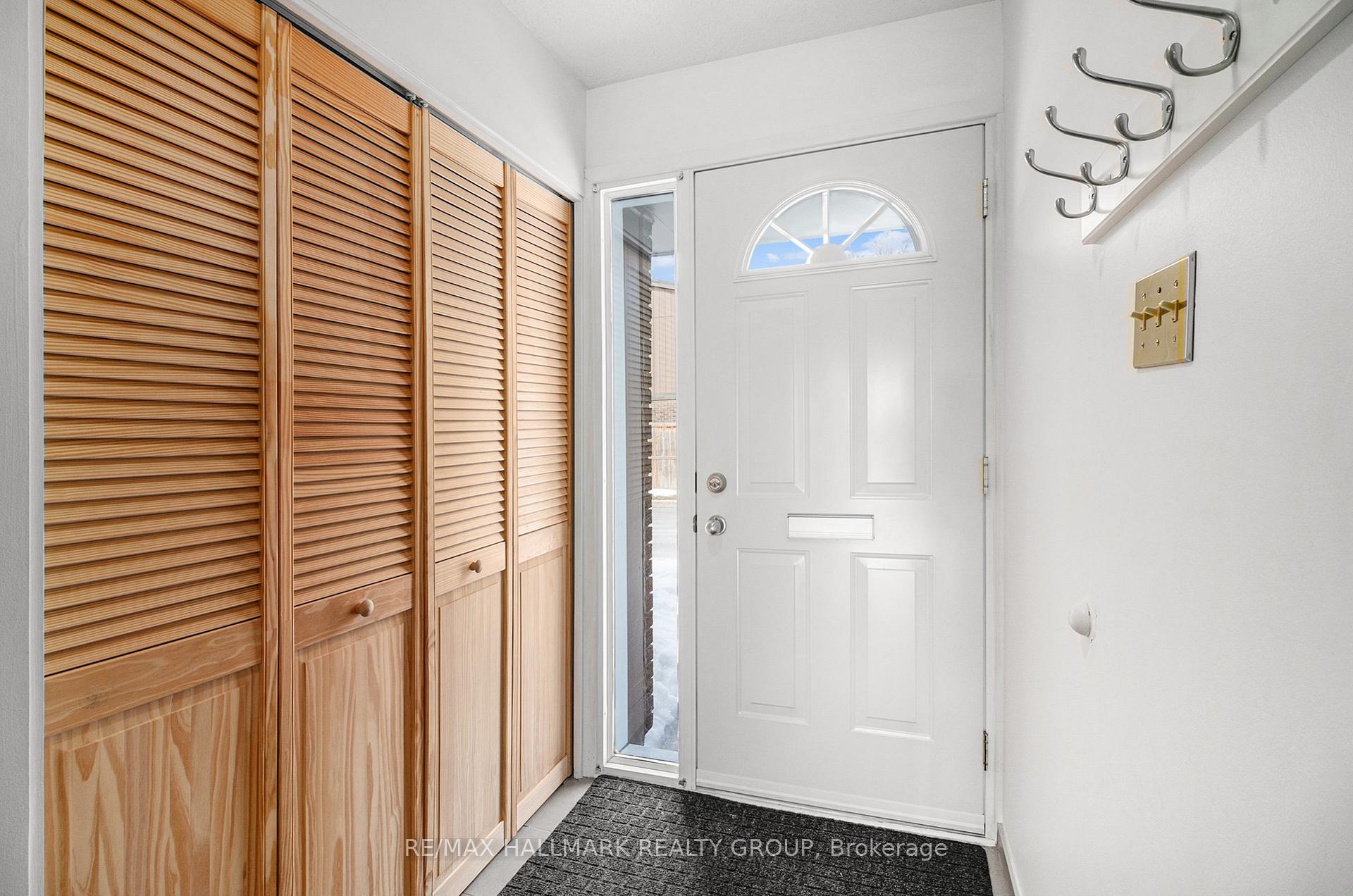 Photo 2 of Unit 120, 2111 Montreal Road, Ottawa, Beaconwood — HOMEH