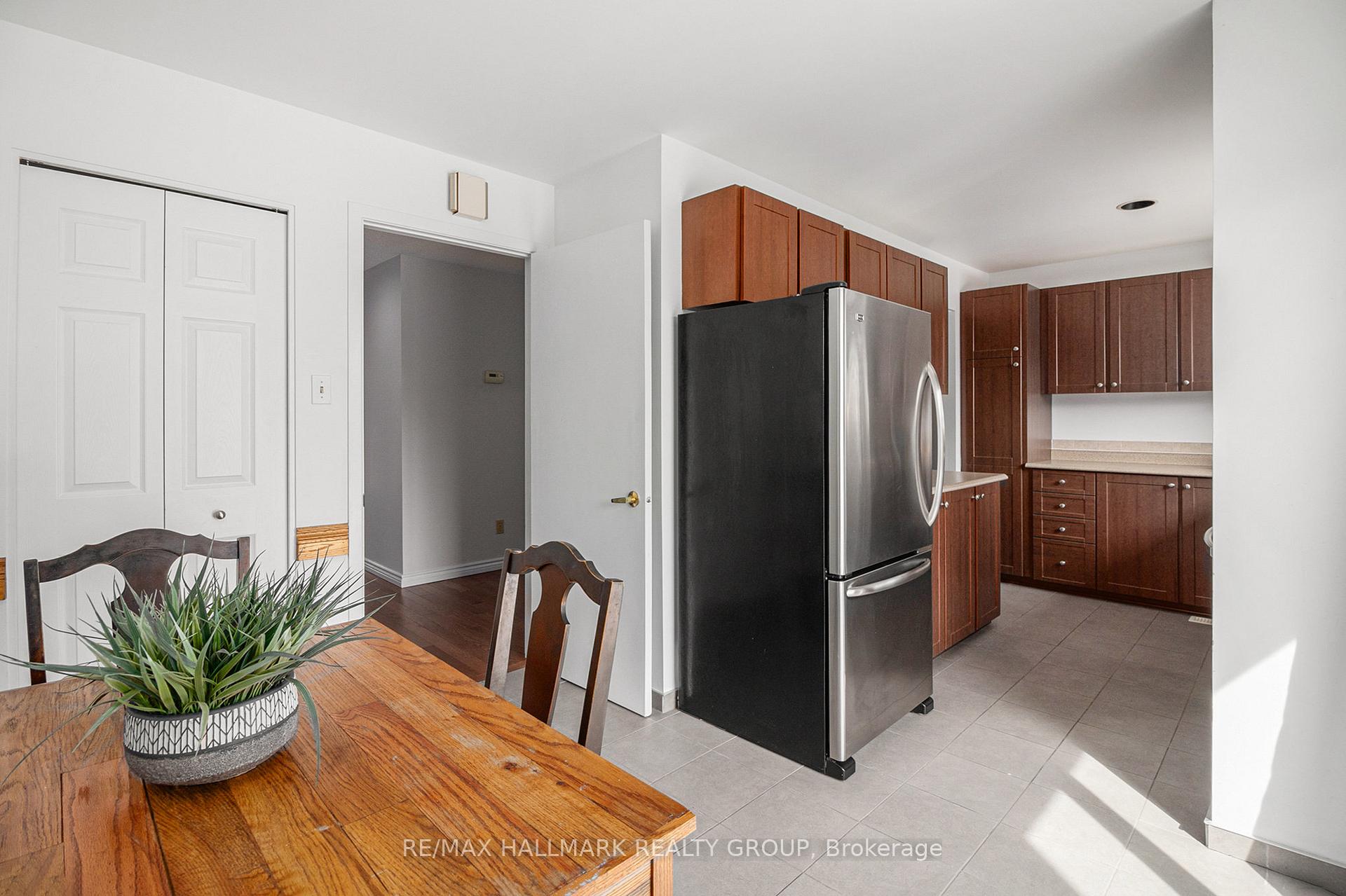 Photo 12 of Unit 120, 2111 Montreal Road, Ottawa, Beaconwood — HOMEH