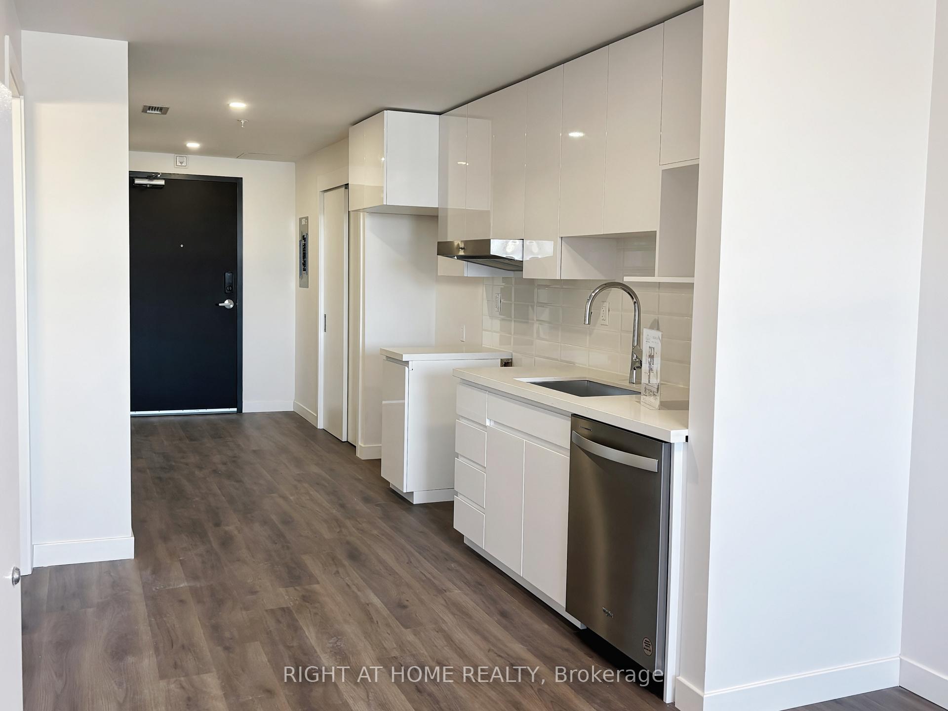 Photo 12 of Unit 305, 399 Winston Avenue, Ottawa, Westboro West — HOMEH