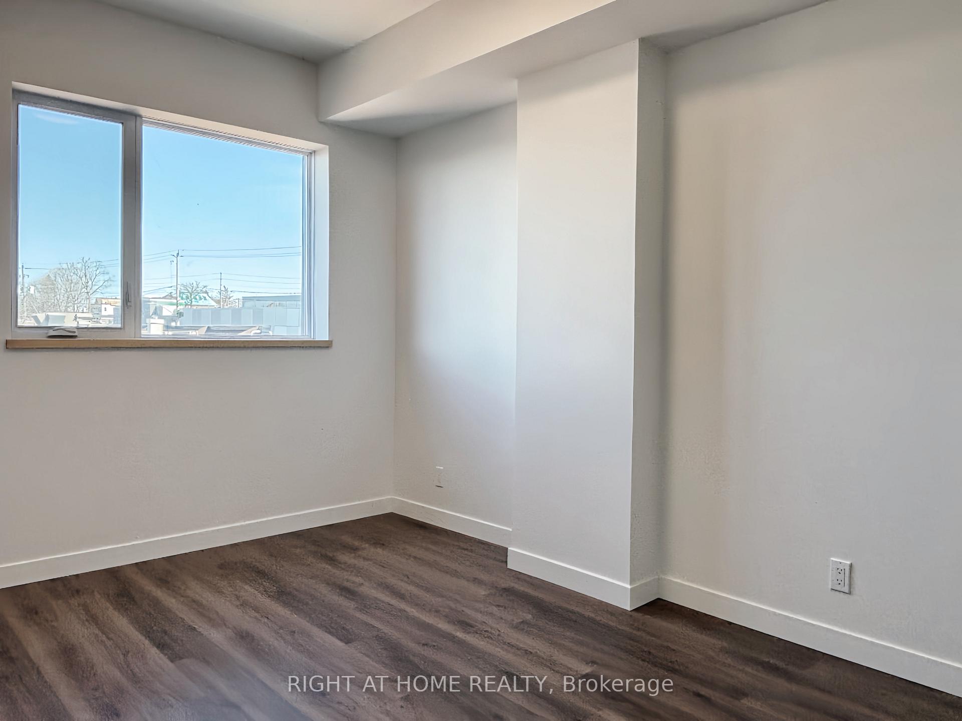 Photo 13 of Unit 305, 399 Winston Avenue, Ottawa, Westboro West — HOMEH