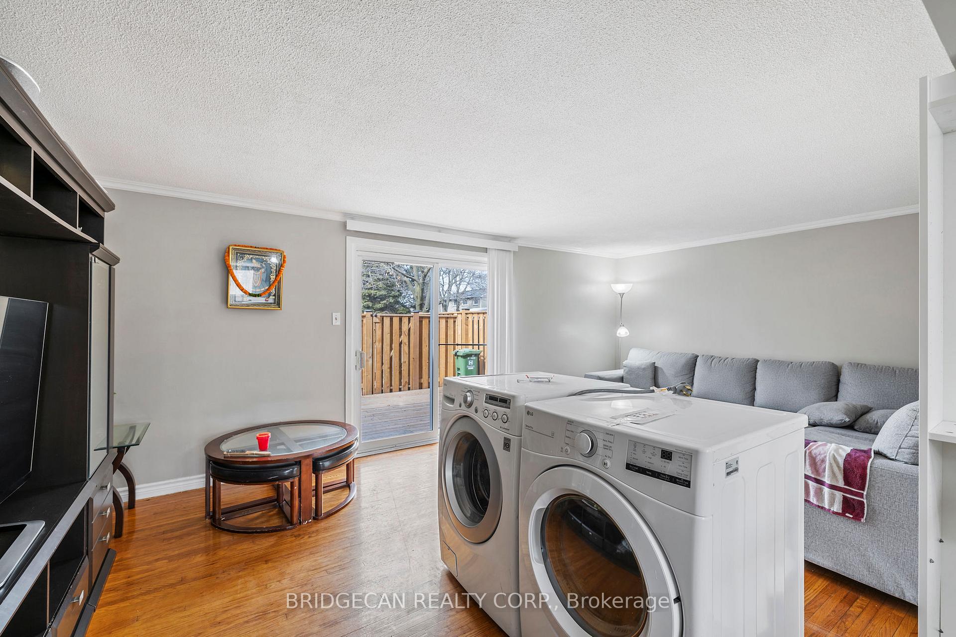 Photo 9 of Unit 118, 151 Gateshead Crescent, Hamilton, Stoney Creek — HOMEH
