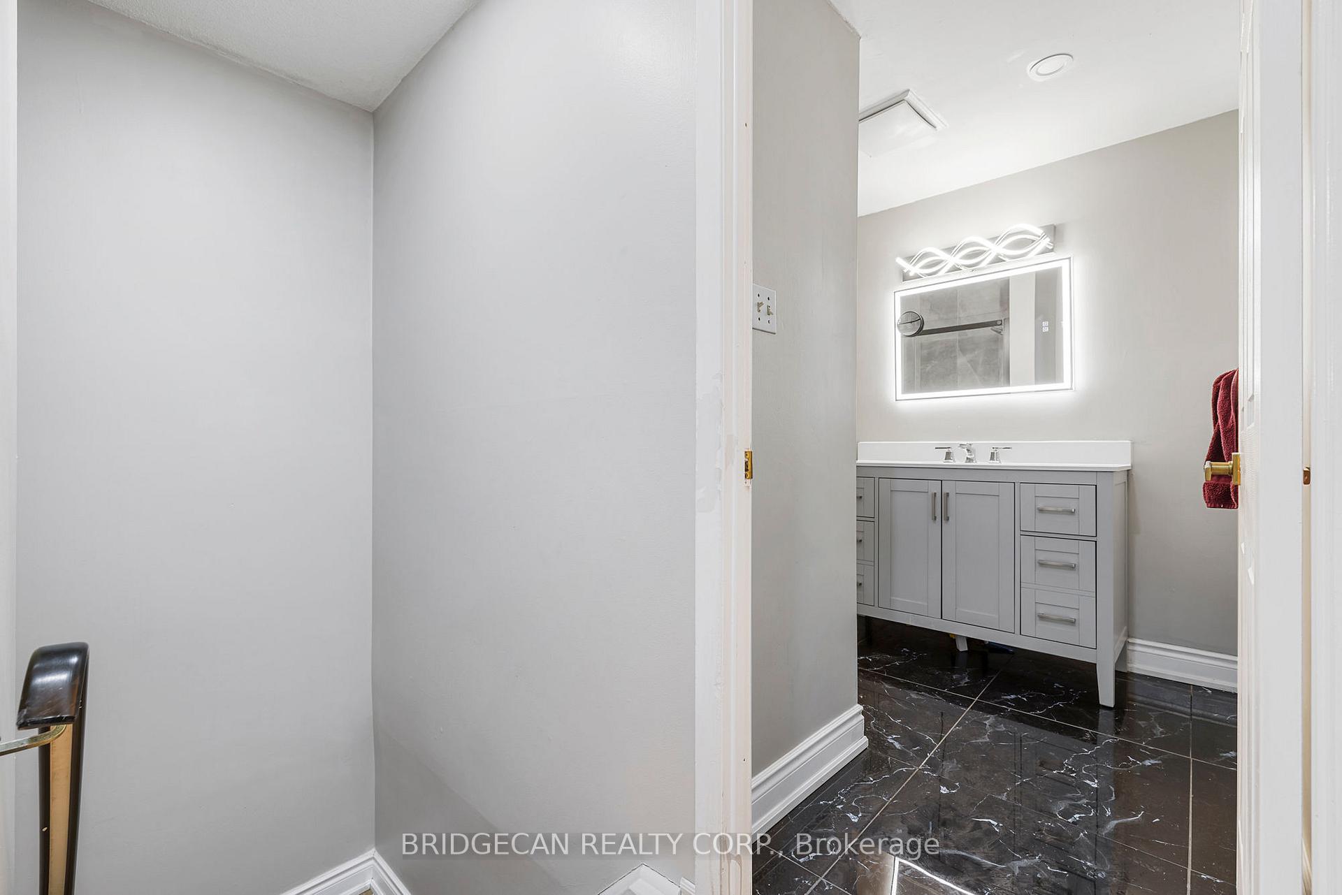 Photo 13 of Unit 118, 151 Gateshead Crescent, Hamilton, Stoney Creek — HOMEH